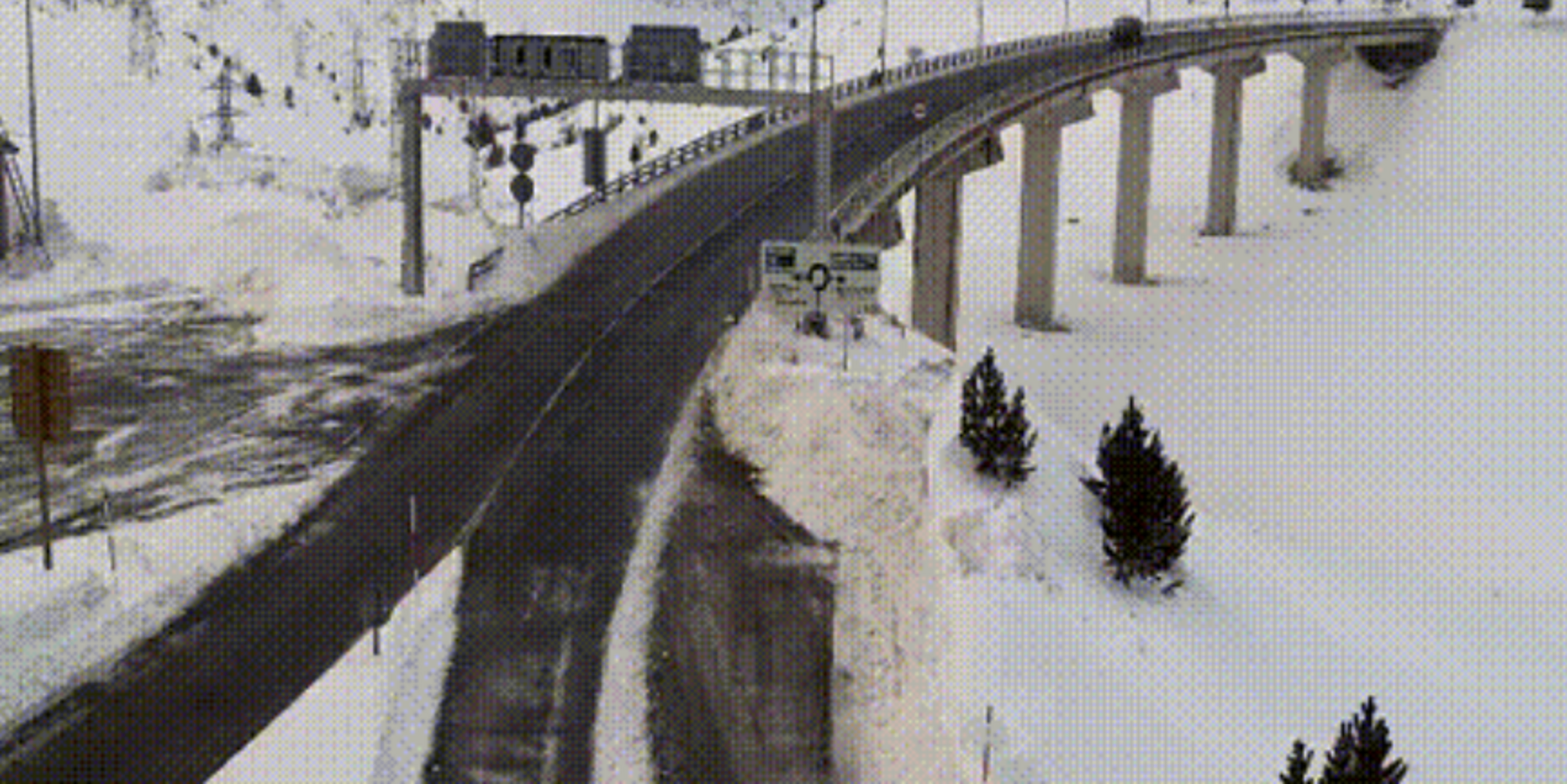 Estat de la rotonda nord d'Envalira aquest matí. Estat de la rotonda nord d'Envalira aquest matí.