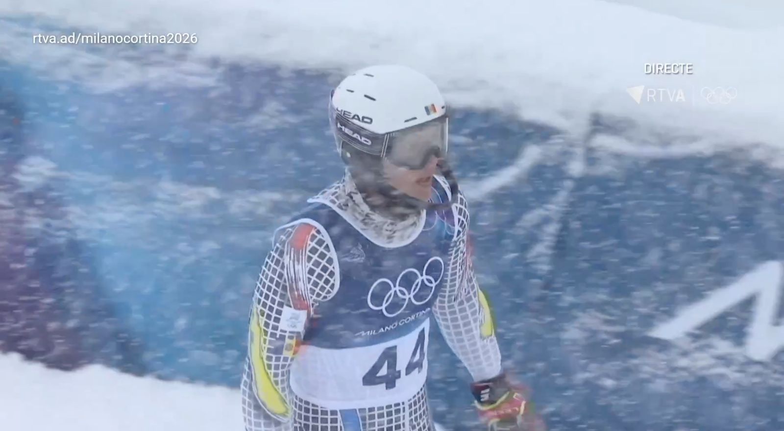 Xavi Cornella, en una imatge de la retransmissió després de la baixada. 