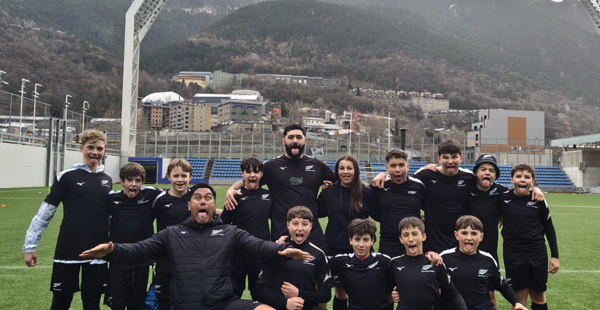 Primer dia del campus Haka Global Rugby organitzat pel VPC Andorra a l'Estadi Nacional.