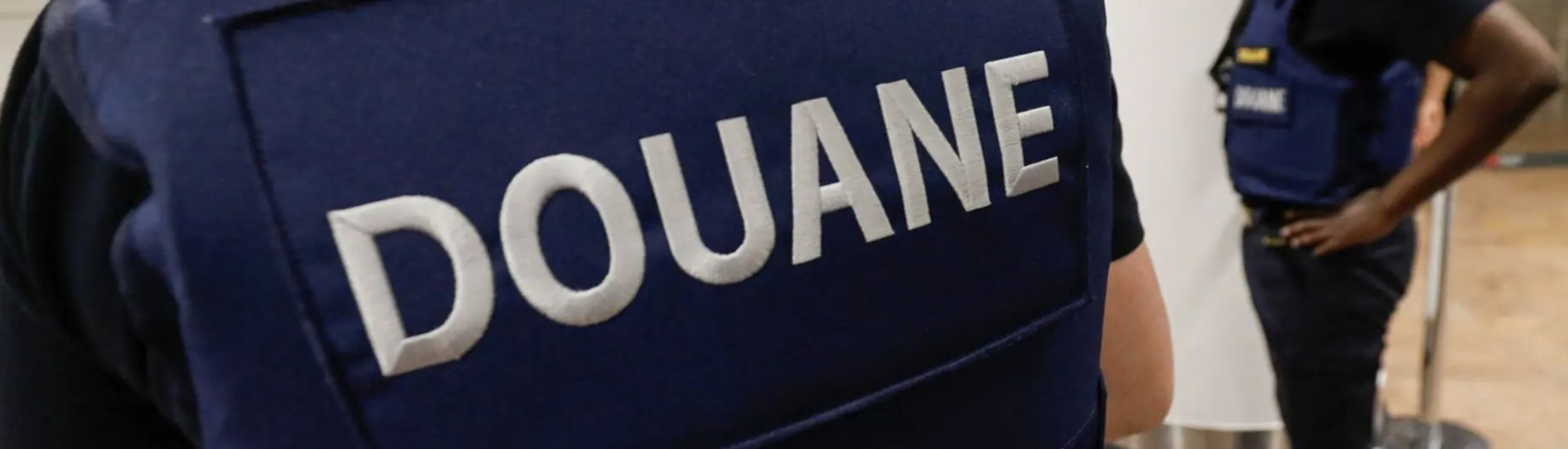 Un duaner francès. Un duaner francès.