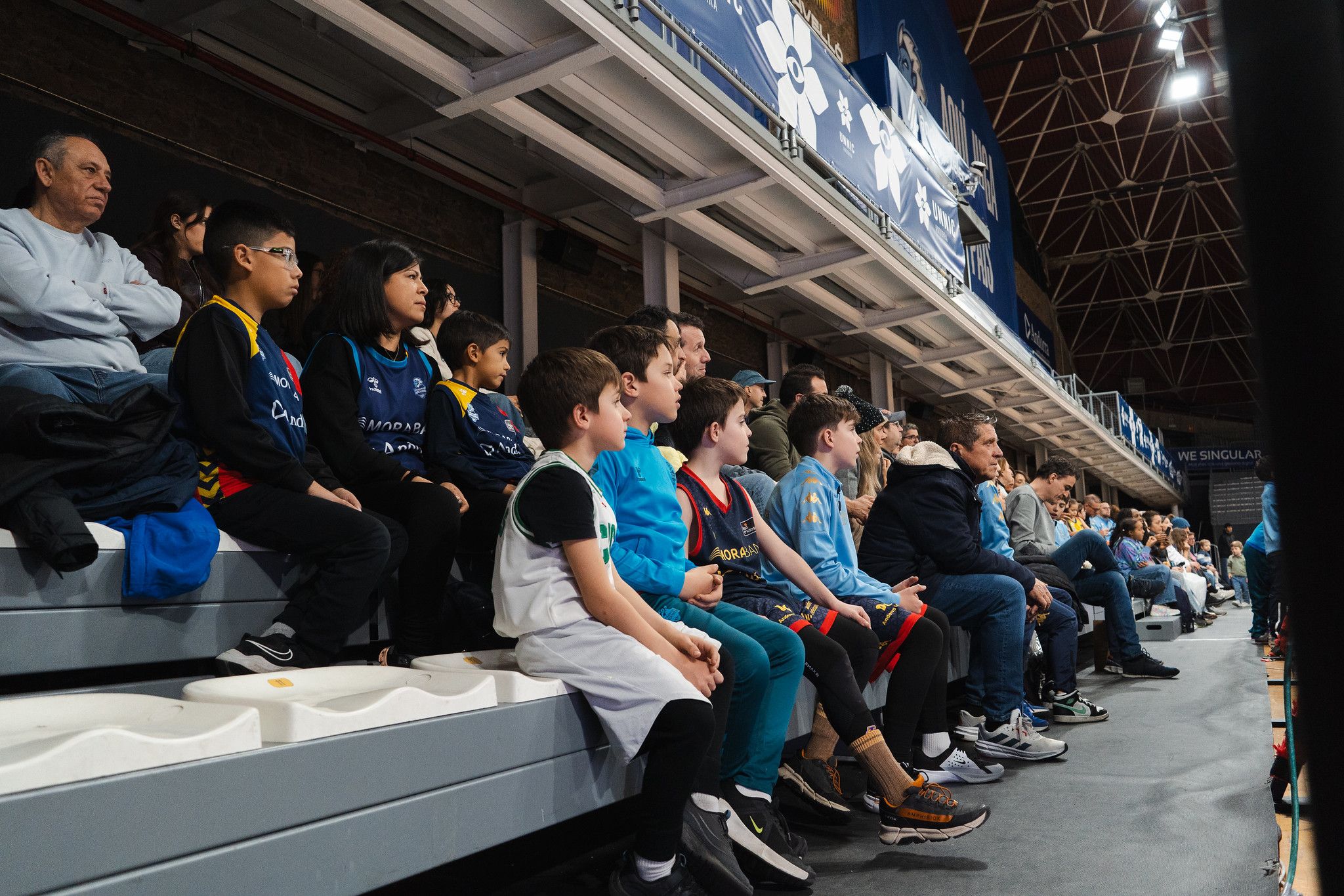 Espectadors de l'entrenament.