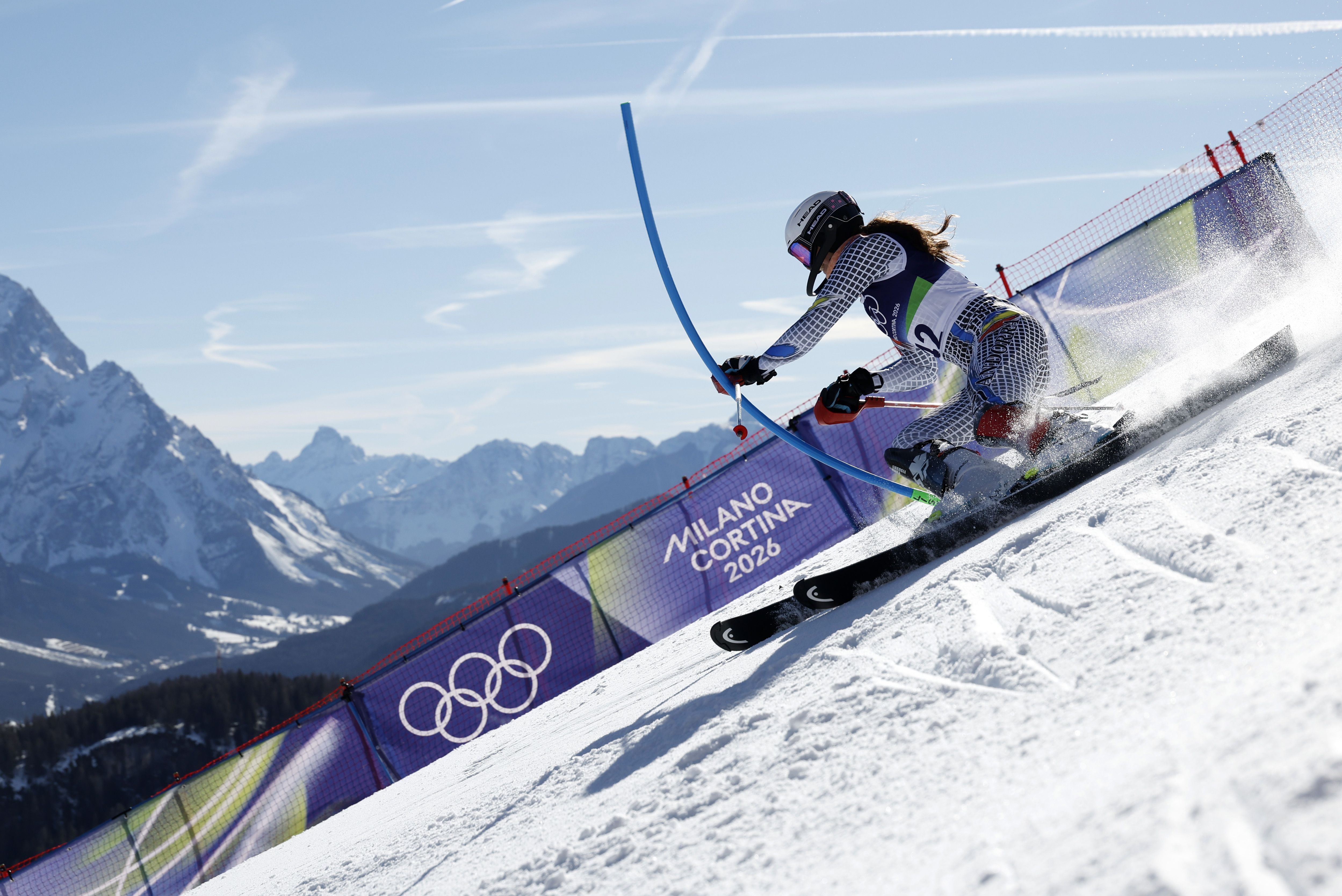 Carla Mijares, a l'eslàlom olímpic de Milà-Cortina.