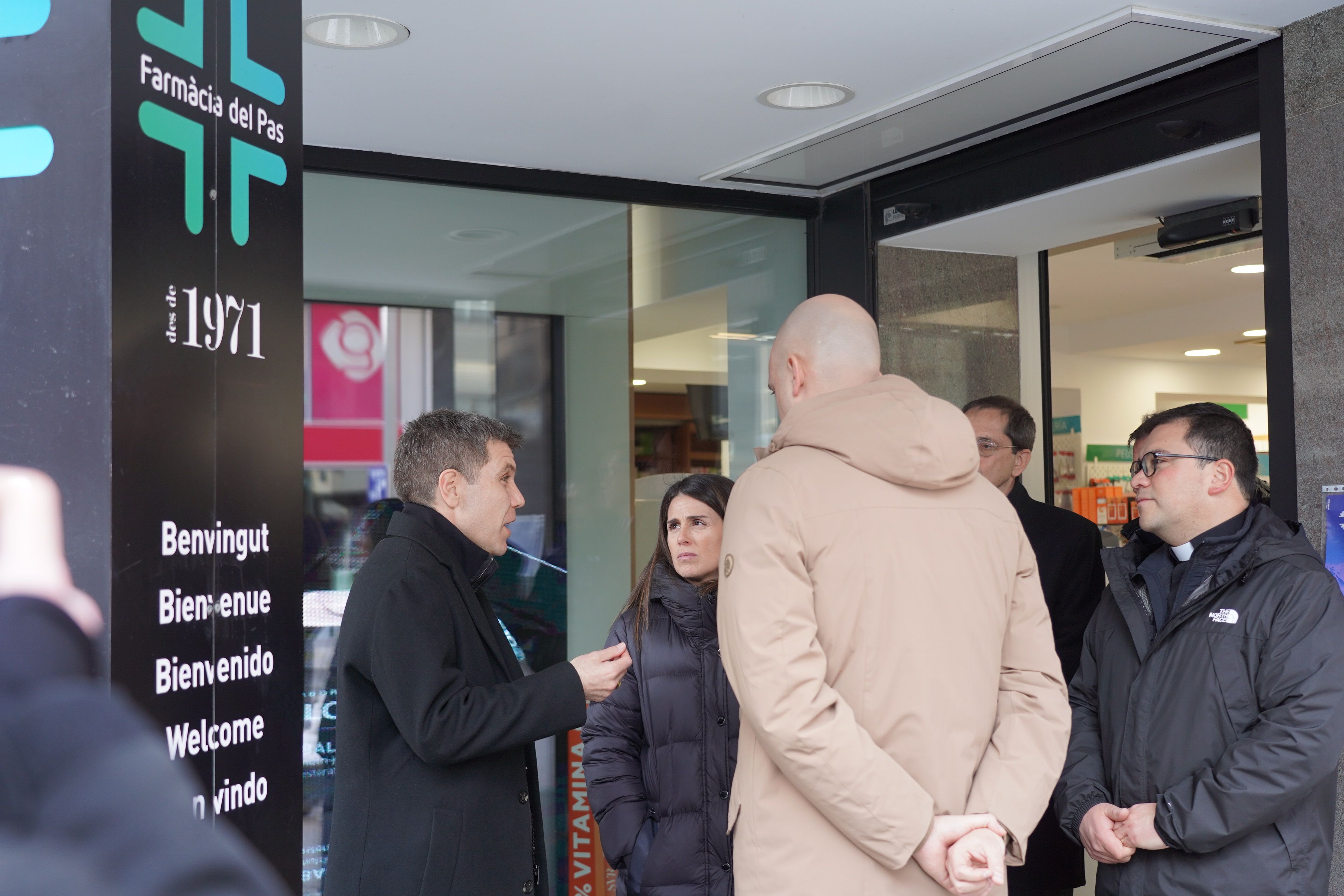 Mas durant la visita institucional del copríncep episcopal al Pas.