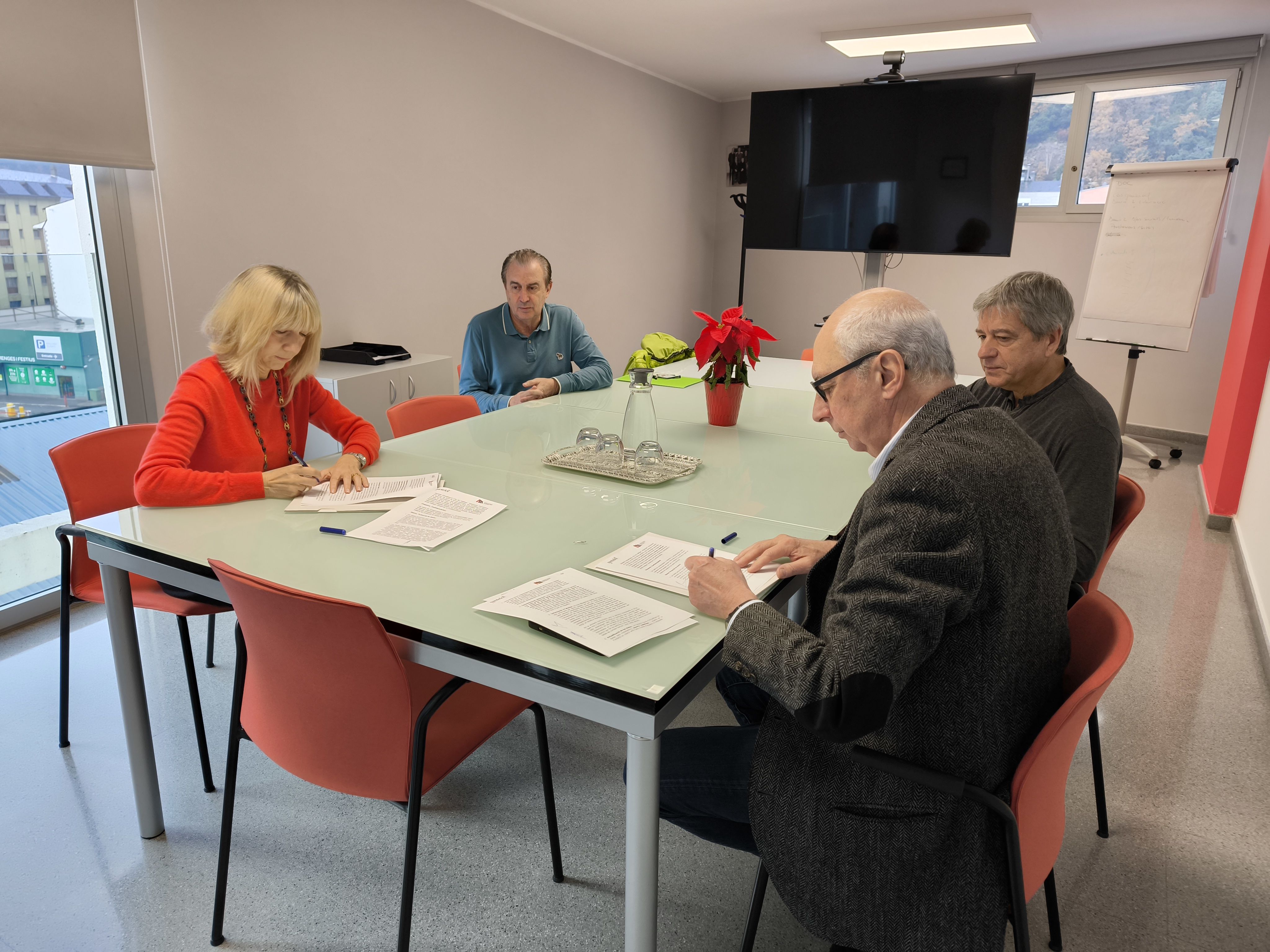 La Fundació Privada Meritxell i Santeloi signen un conveni per oferir avantatges a les persones ateses i les seves famílies.