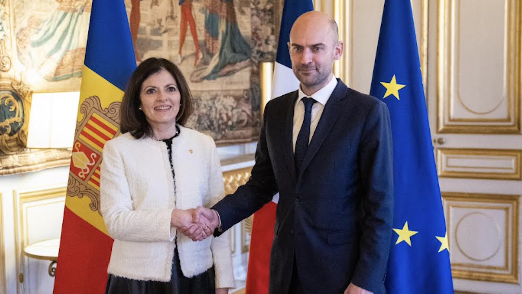 Tor i Barrot a París.