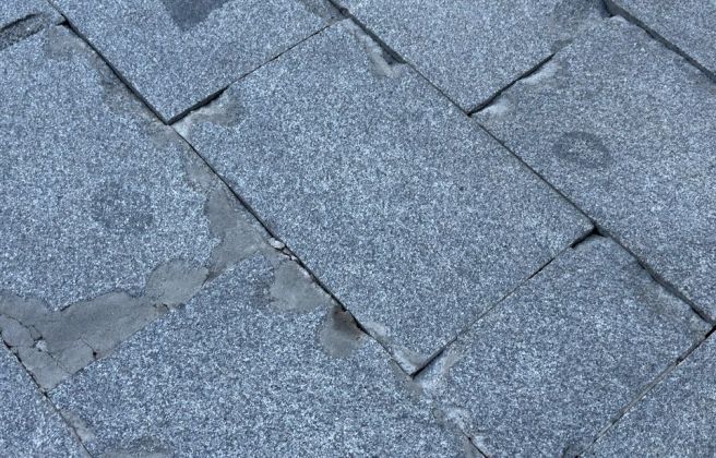 El paviment del carrer Prat Primer. El paviment del carrer Prat Primer.