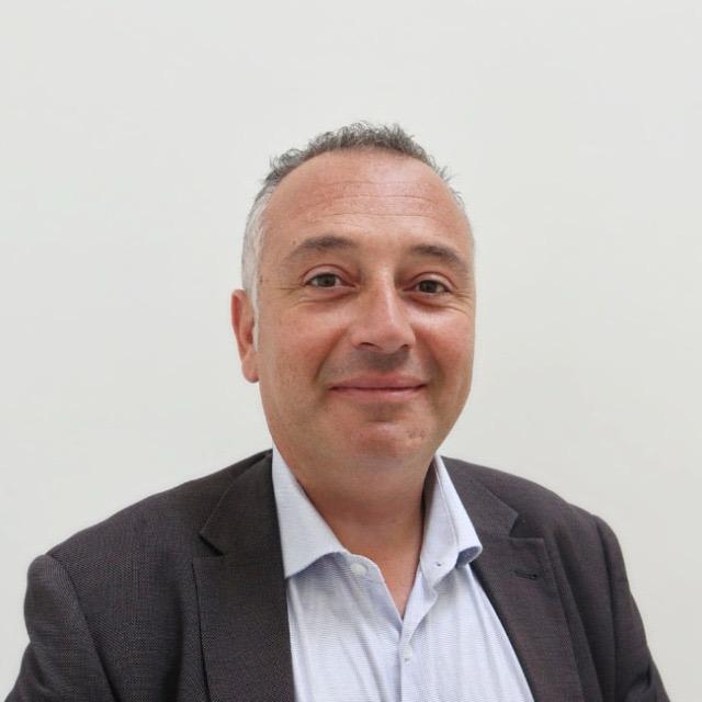 Lasmolles aportarà visió empresarial a la federació de motociclisme. Lasmolles aportarà visió empresarial a la federació de motociclisme.