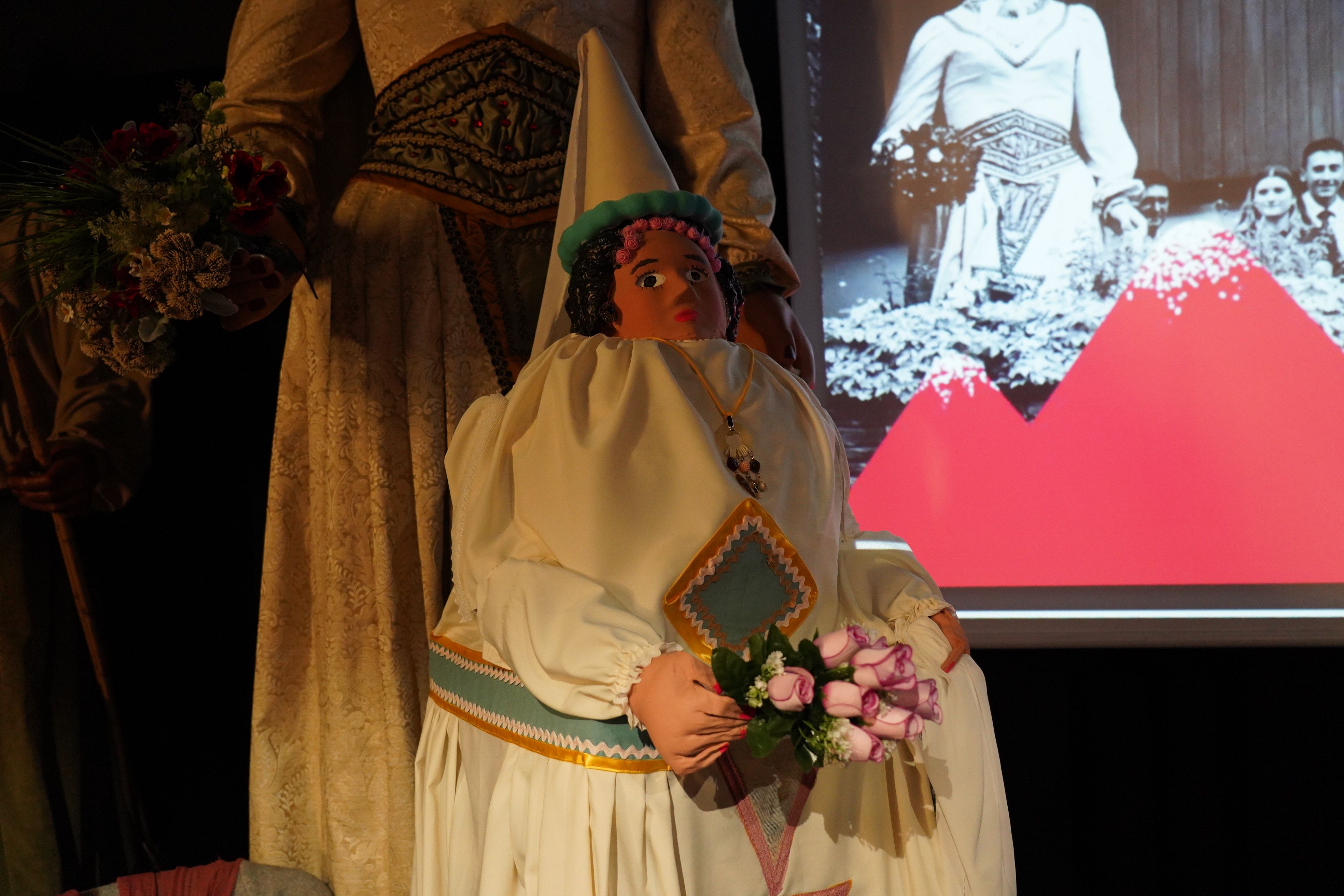 L'Ermessenda petita o Ermessendeta.