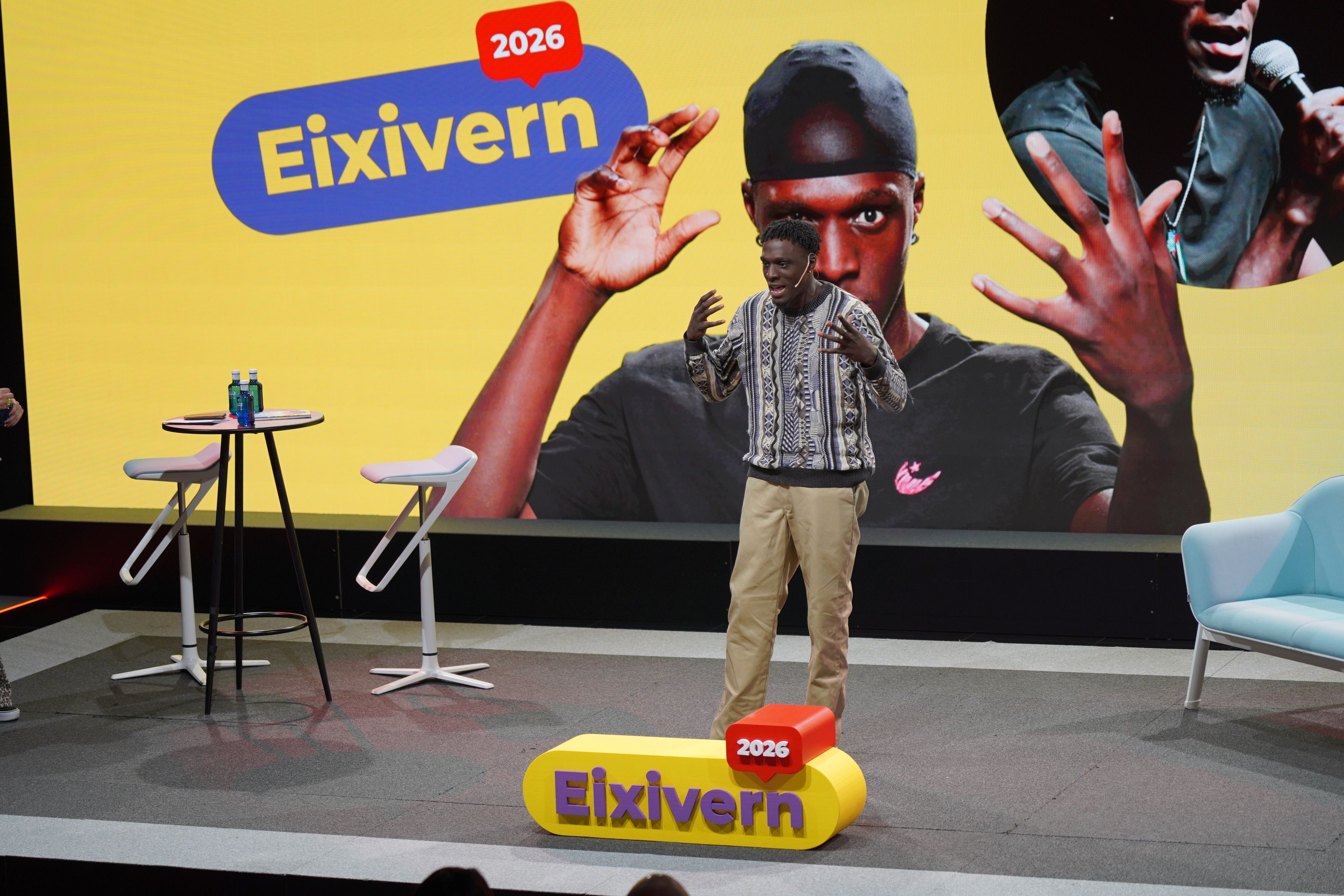 El creador de contingut Wizproblema.