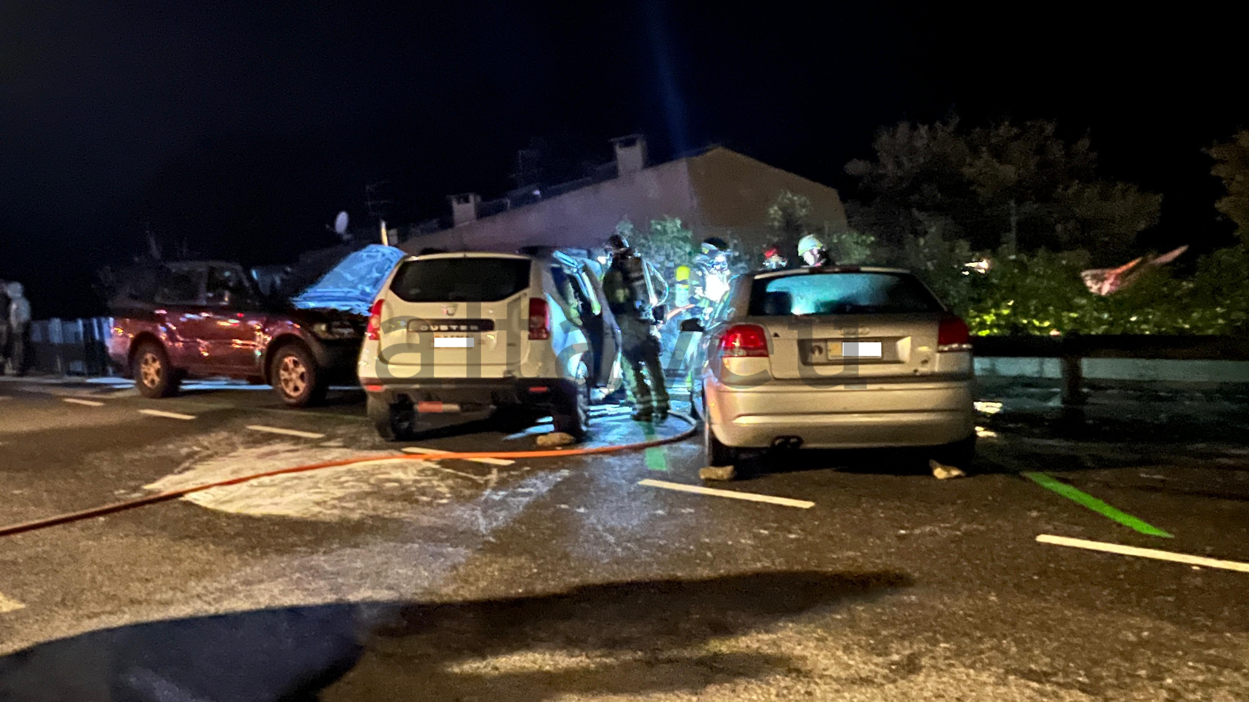 Els bombers treballant.