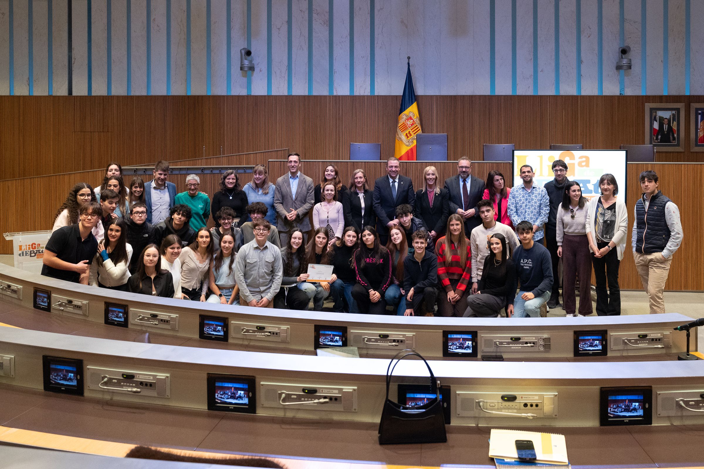 El Col·legi Sant Ermengol, campió de la lliga de debat en el Consell General.