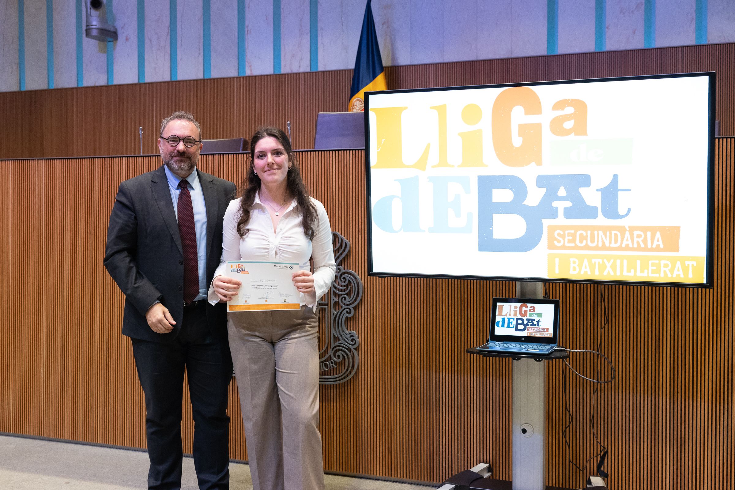 El jurat ha escollit com a millor oradora Ariadna Lopes, de l'escola María Moliner.