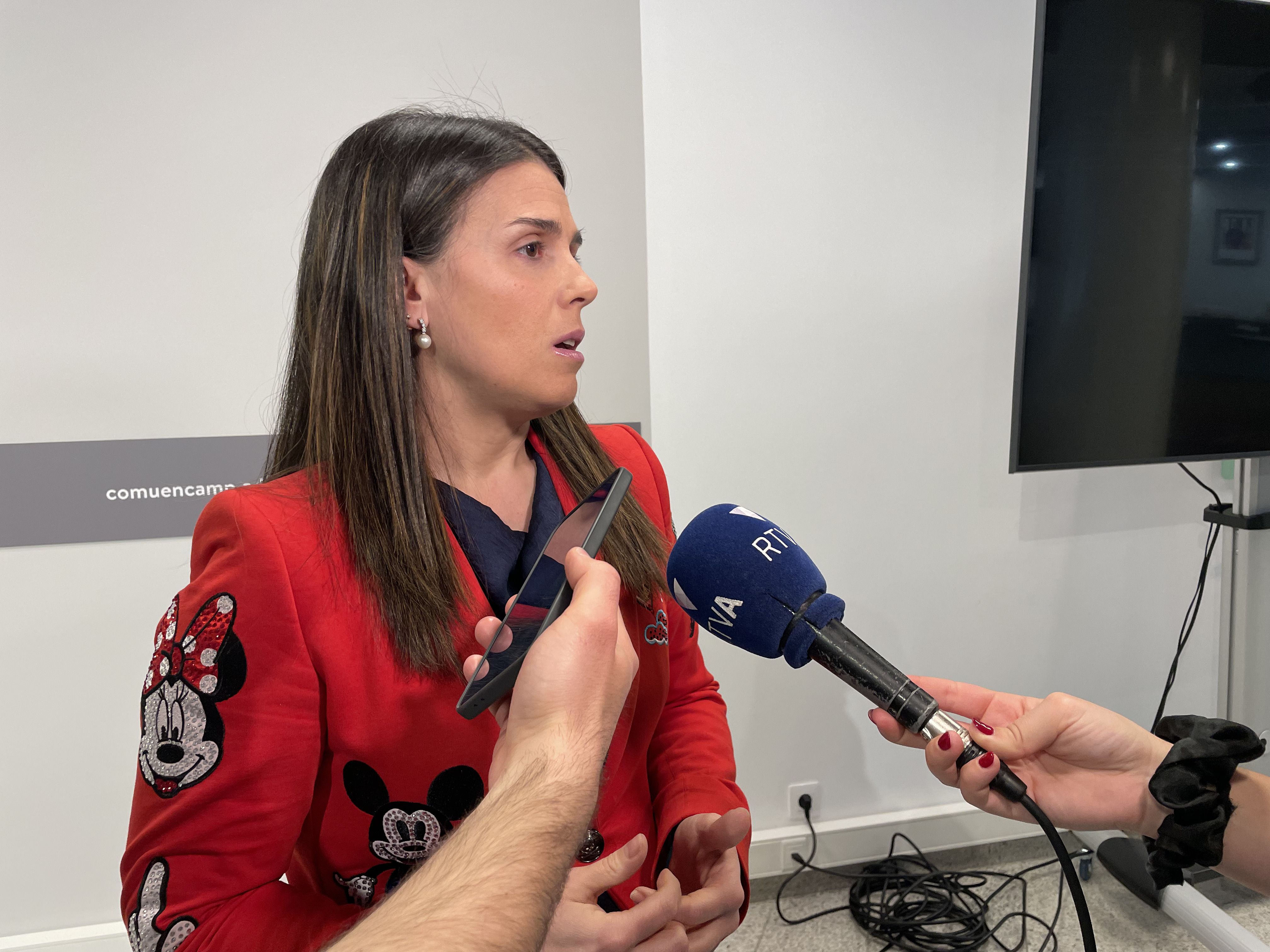 Laura Mas durant les declaracions d'aquesta tarda.