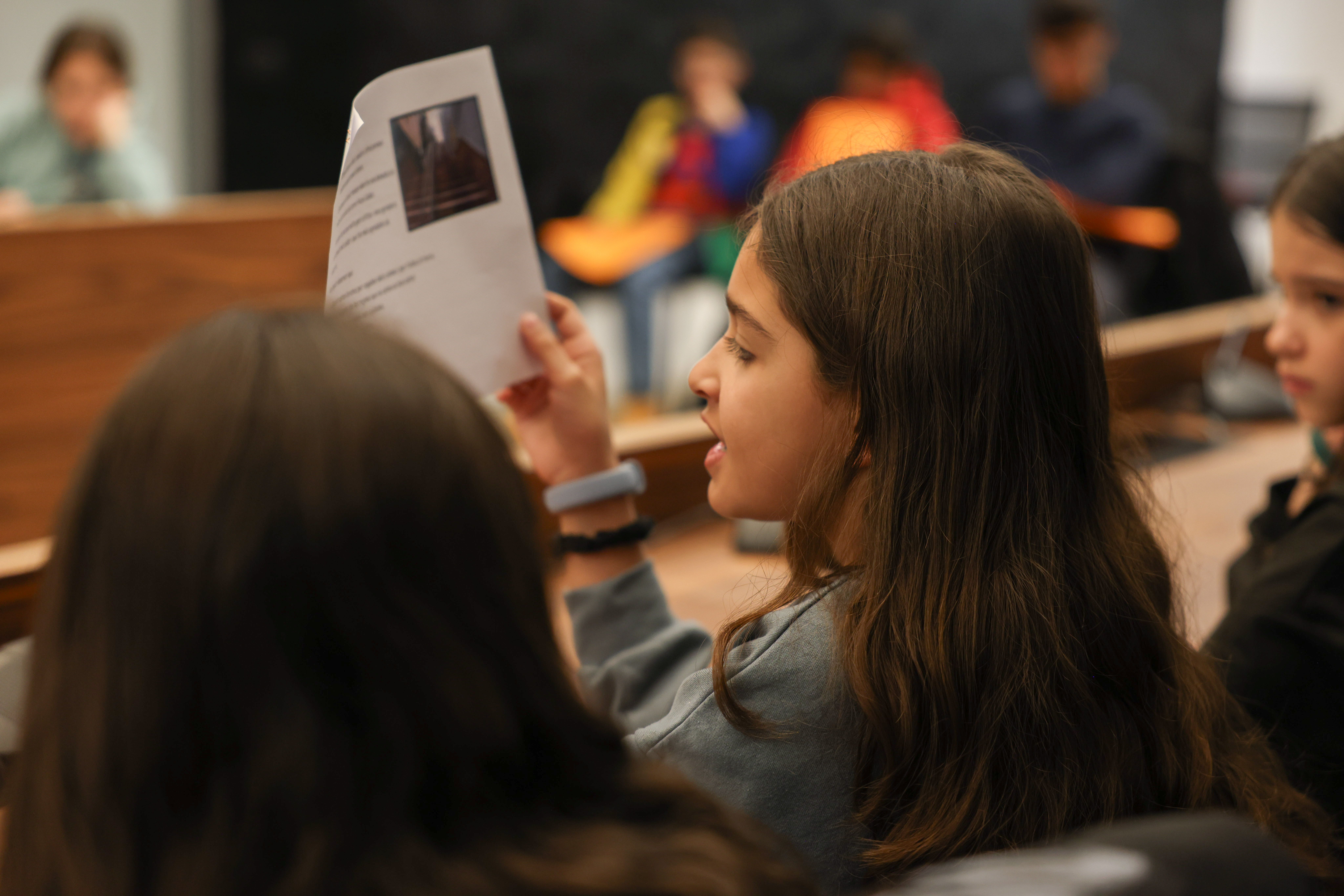 Sessió del Consell d'Infants. Sessió del Consell d'Infants.