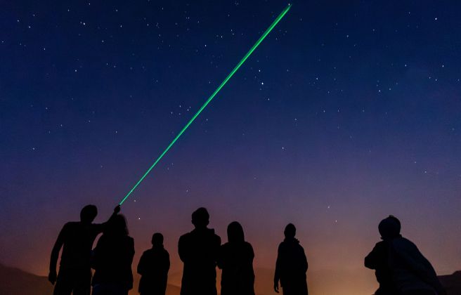 013 AT CB Astronomia 2023