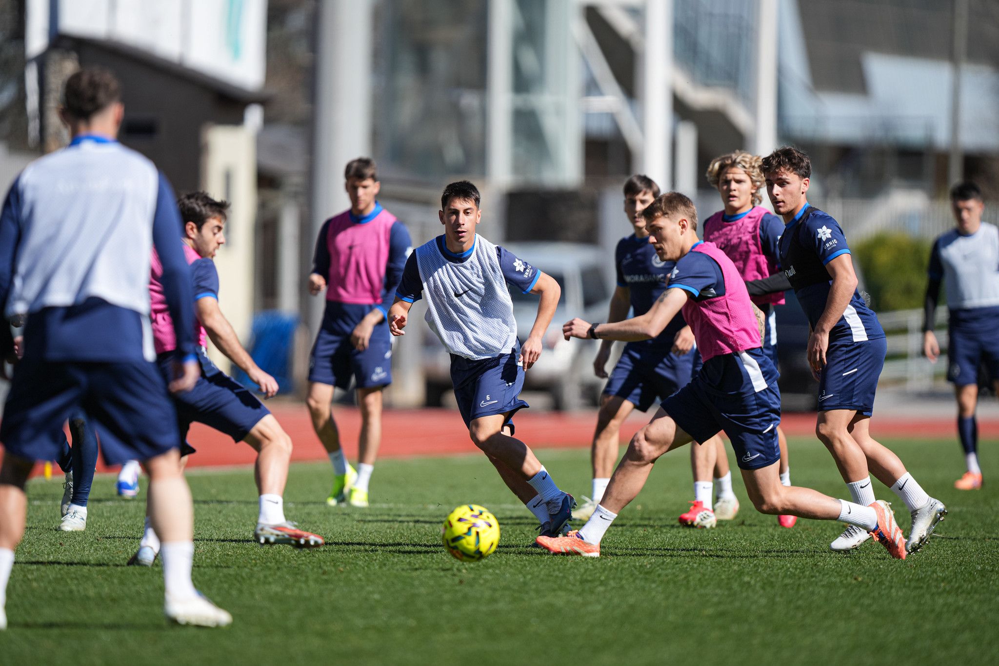 Últim entrenament al Comunal abans de viatjar cap a terres andaluses, amb Villahermosa tornant a la convocatòria.