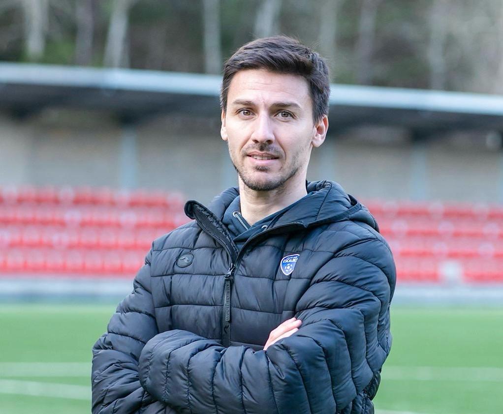 Martí Riverola, en una de les seves primeres imatges com a tècnic de l'Atlètic Escaldes.
