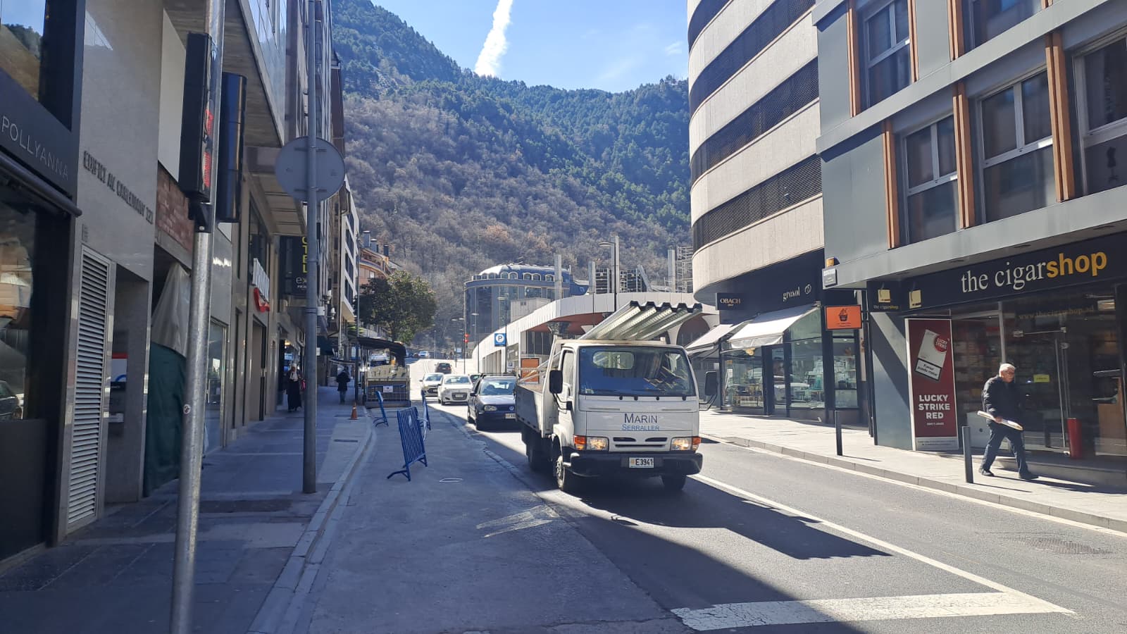 El carrer de la Unió passarà a tenir tres carrils.