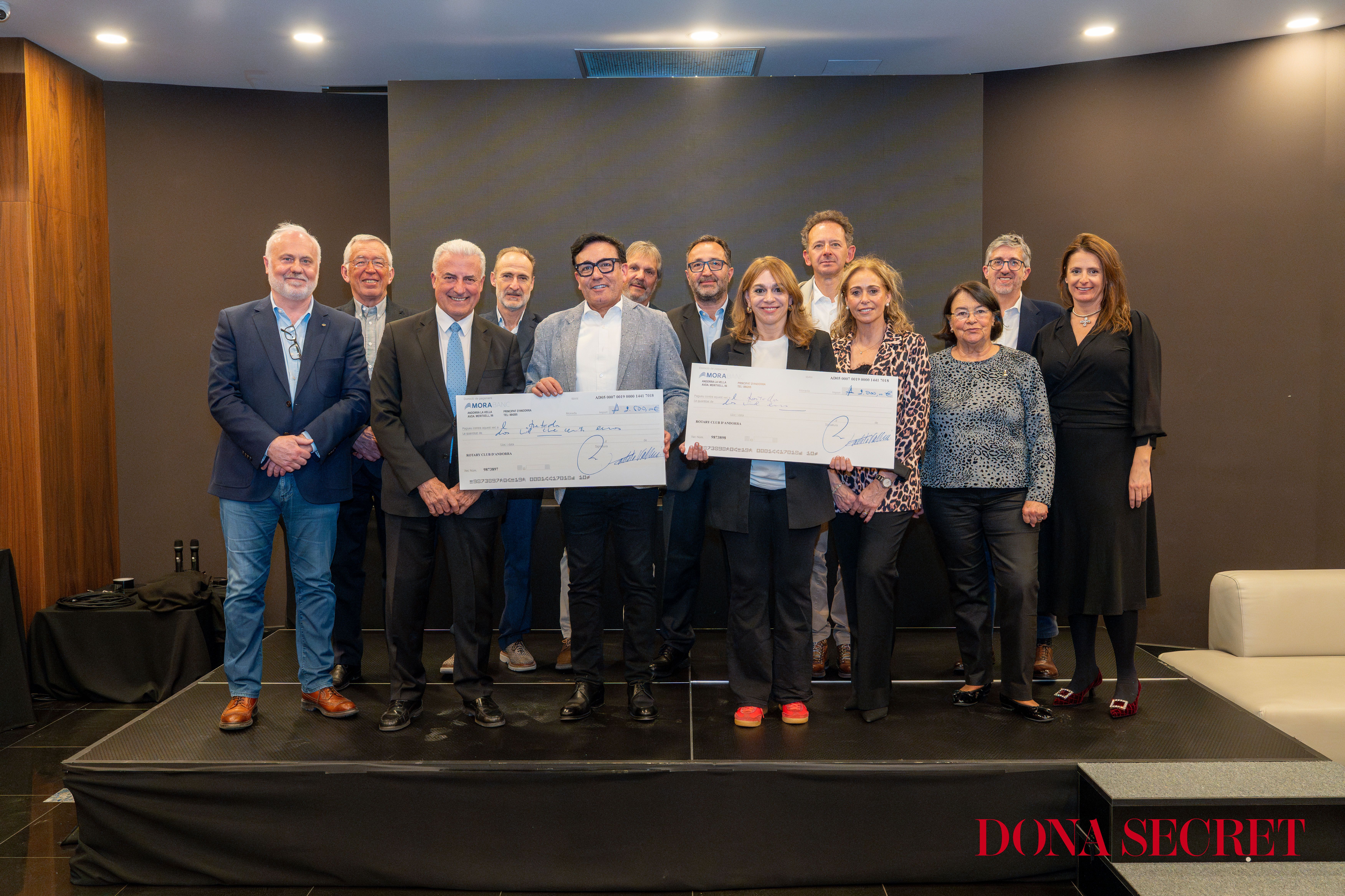 El Premi Servir del Rotary Club d’Andorra reconeix Mossèn Pepe i Eva Tenorio pel seu compromís amb la societat.