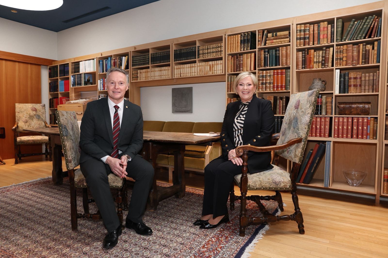 L’ambaixador Ferran Costa presenta les cartes credencials a la presidenta d’Islàndia, Halla Tómasdóttir.