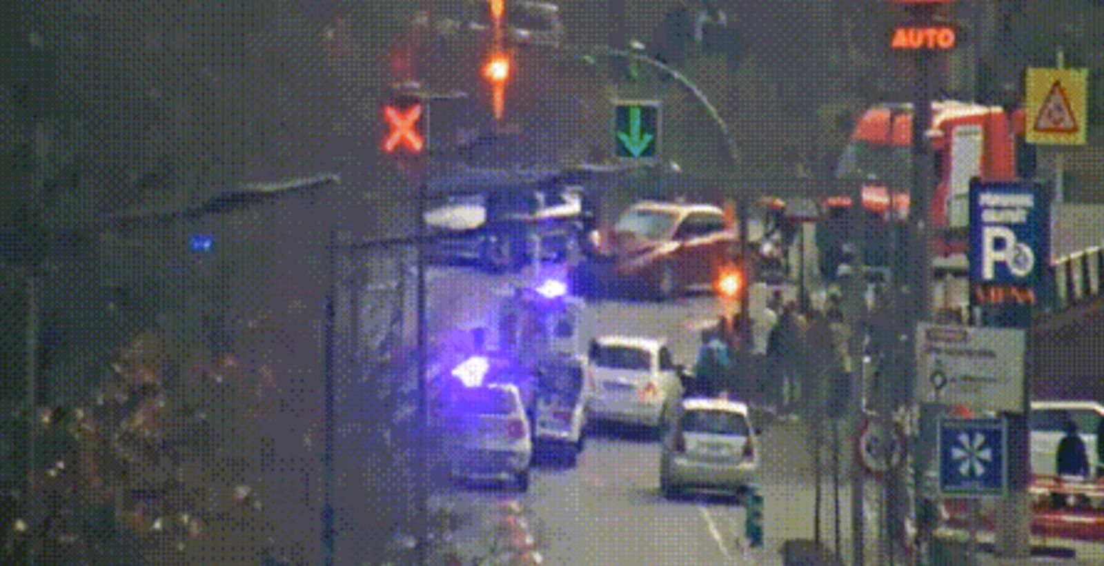 Un motorista resulta ferit en un aparatós accident a l’avinguda Salou Un motorista resulta ferit en un aparatós accident a l’avinguda Salou