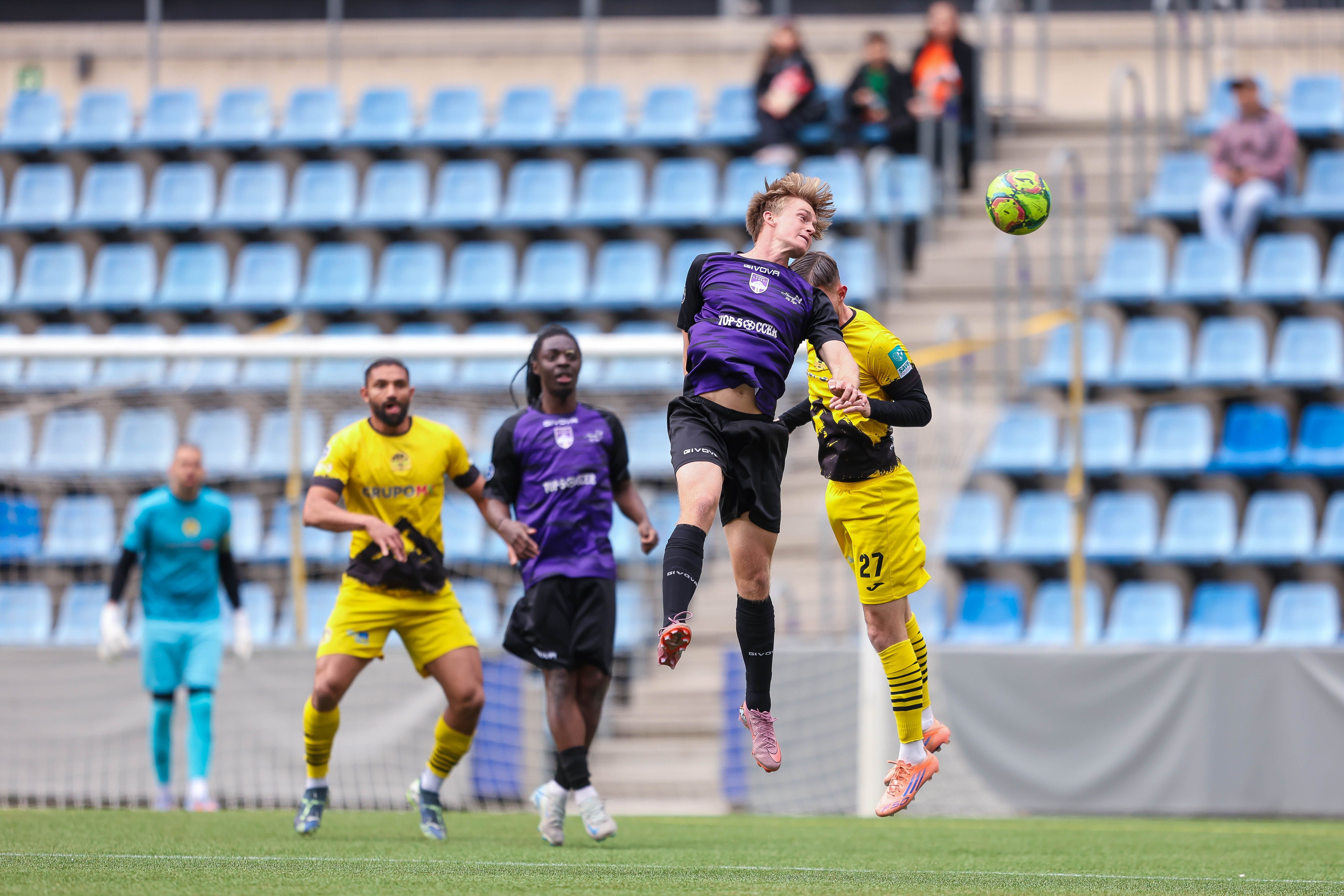 El duel entre Carroi i UE Santa Coloma s'ha disputat a l'Estadi Nacional. 