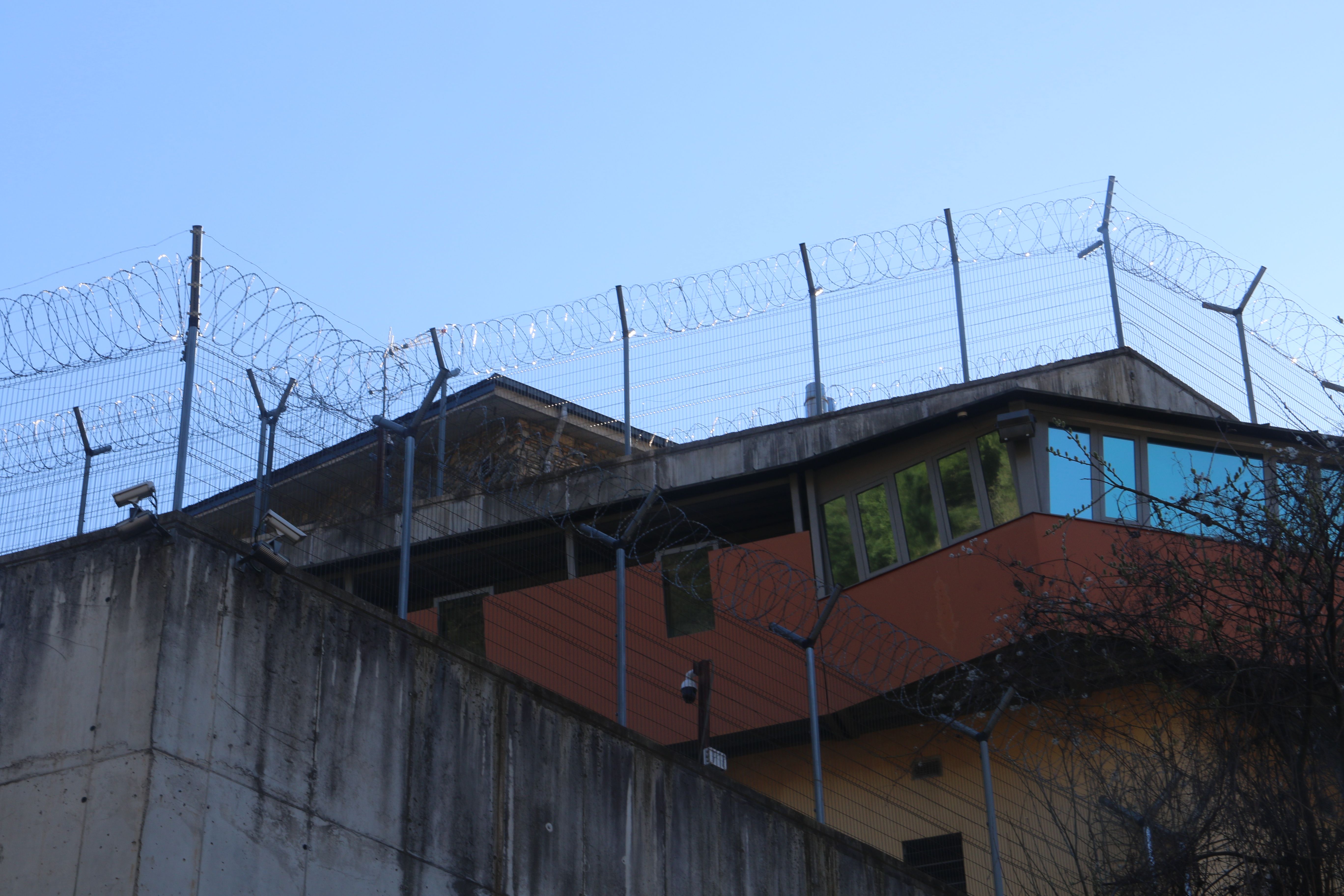 Instal·lacions del centre penitenciari des de l'exterior.