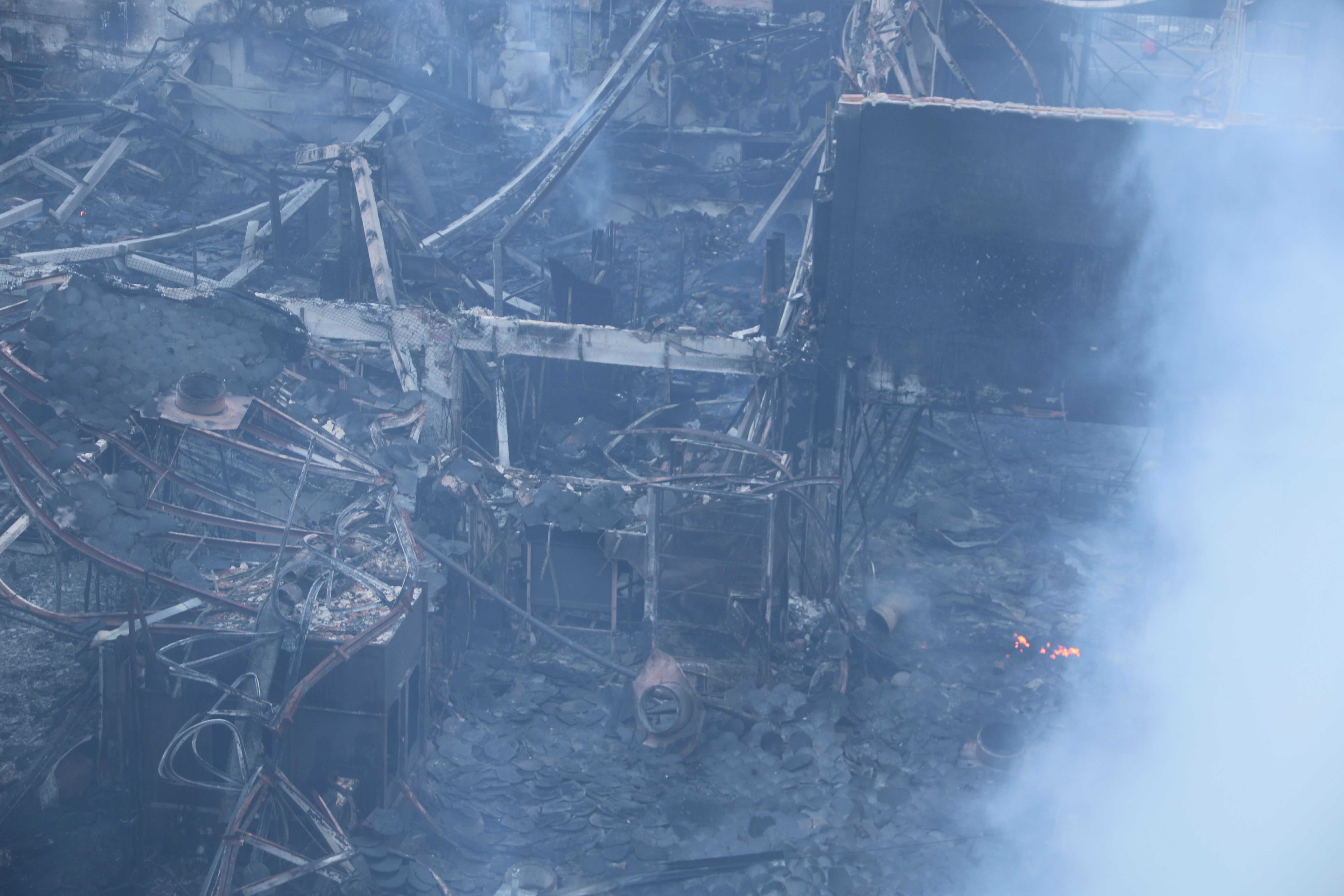 El sostre calcinat. El sostre calcinat.