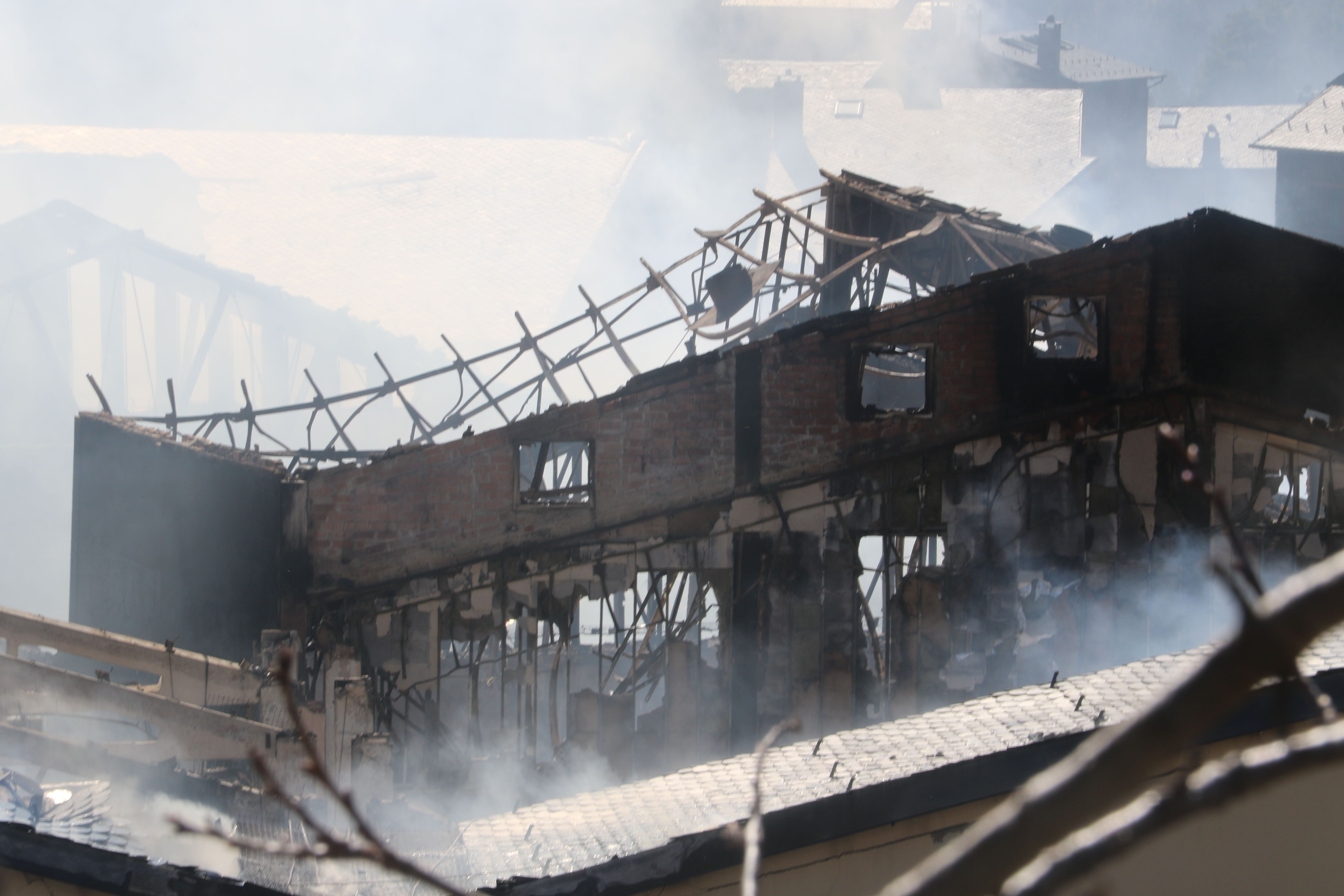 Imatge de l'estructura calcinada.