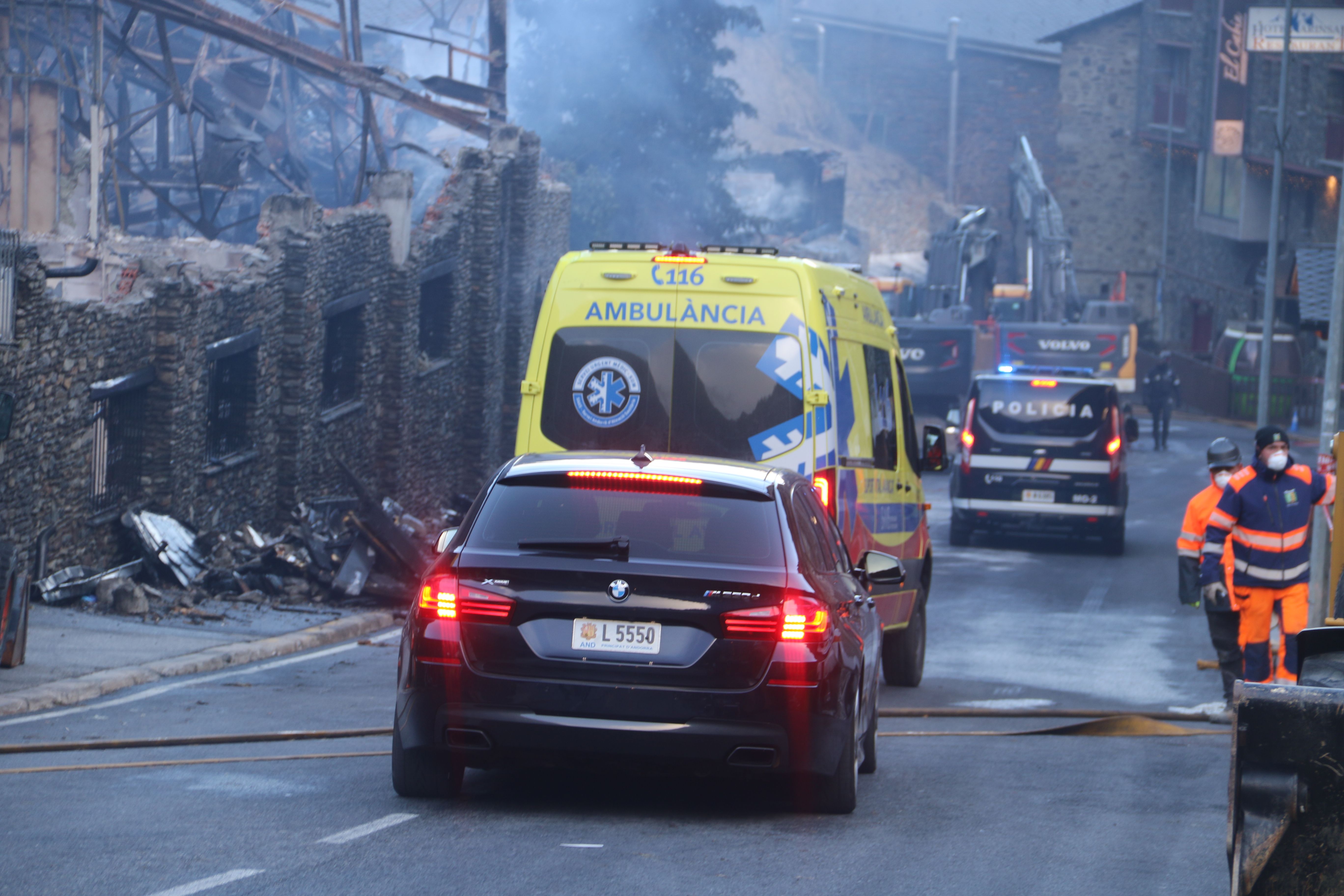 Pas del comboi de les 6 de la tarda.