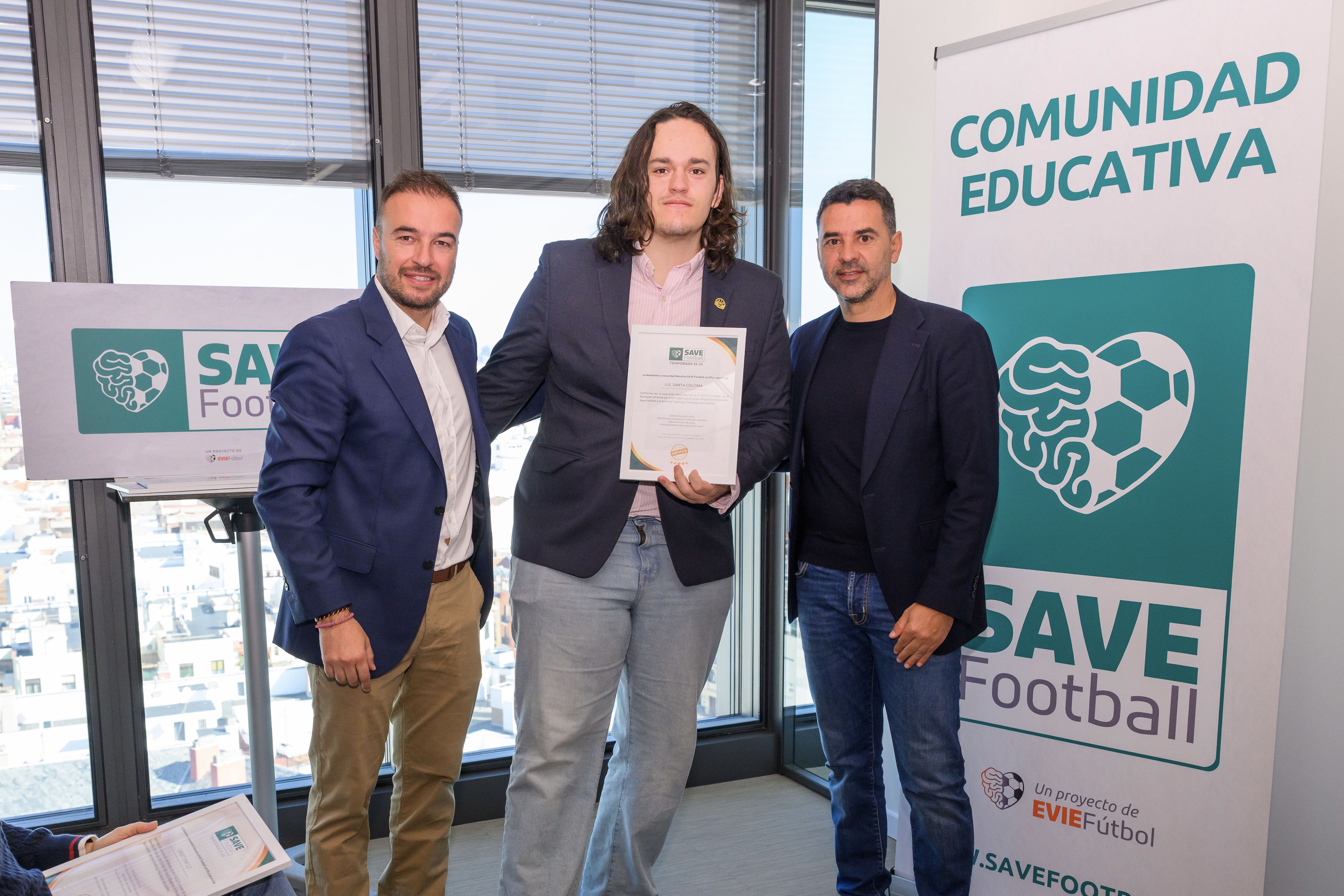 La UE Santa Coloma ha estat reconegut en el marc del I Congrés Internacional de Save Football per formar part de la seva comunitat educativa.