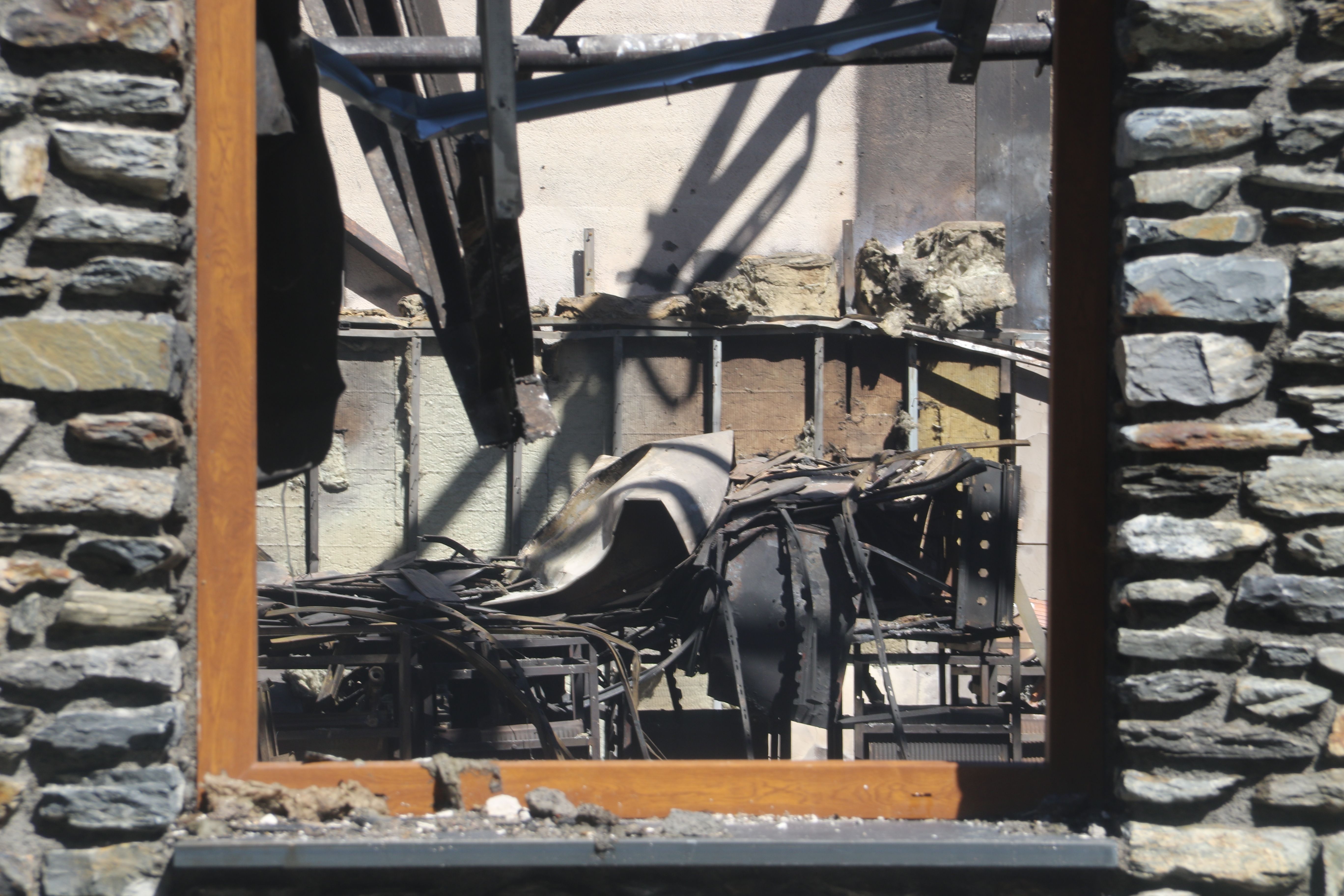 Detalls de la malmesa estructura.