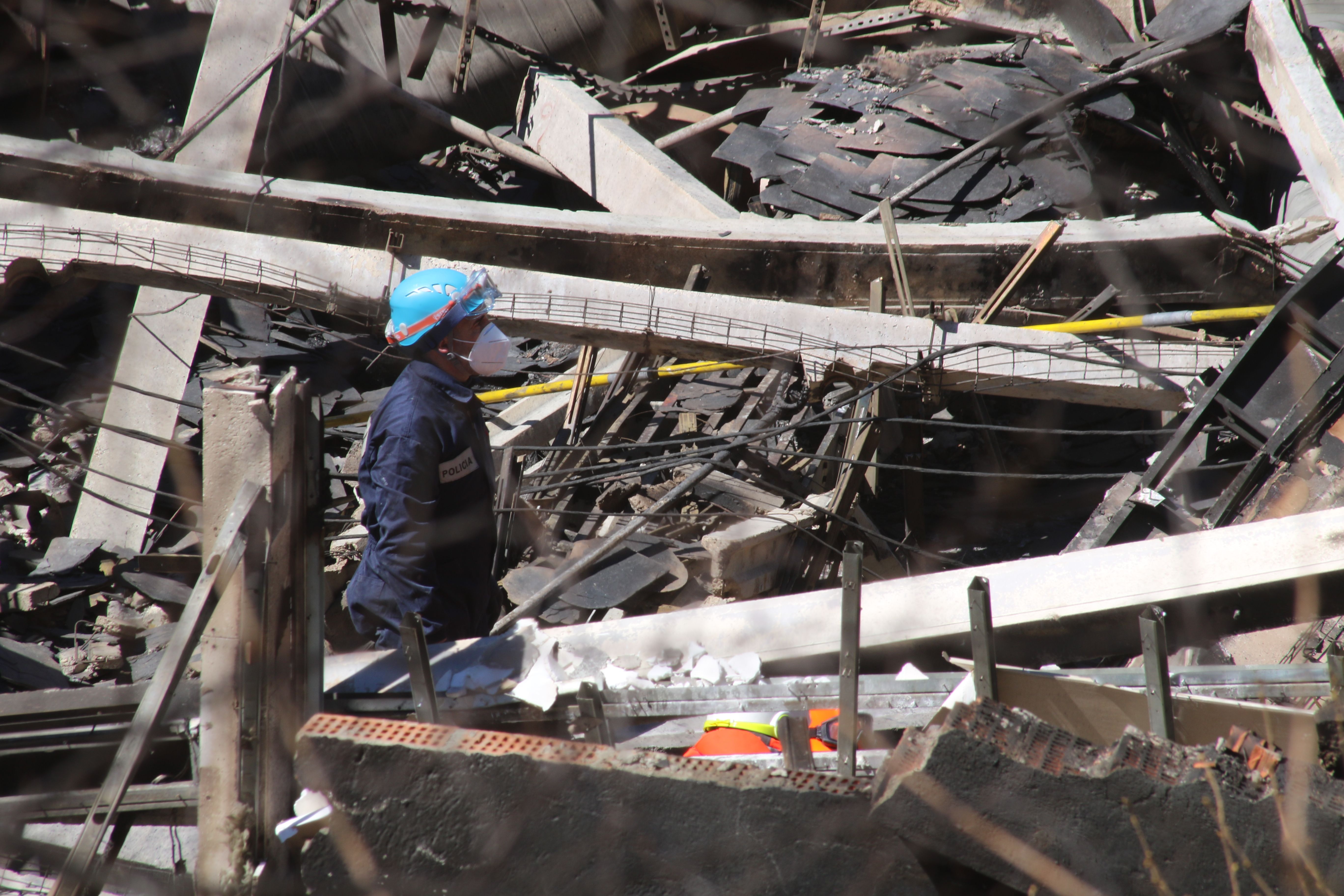Policies, bombers i inspectors de seguretat industrial han treballat conjuntament.