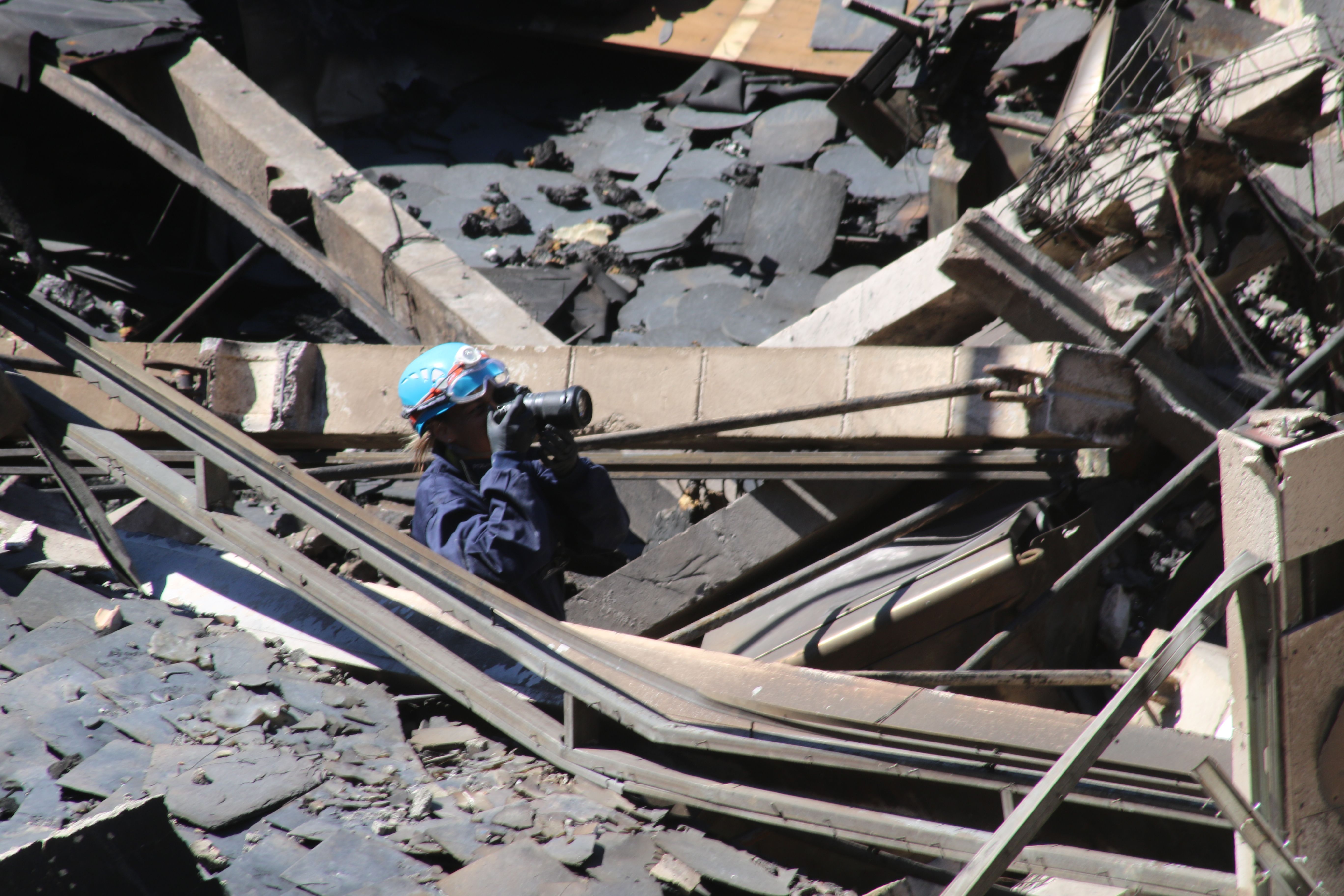 Policies, bombers i inspectors de seguretat industrial han treballat conjuntament.