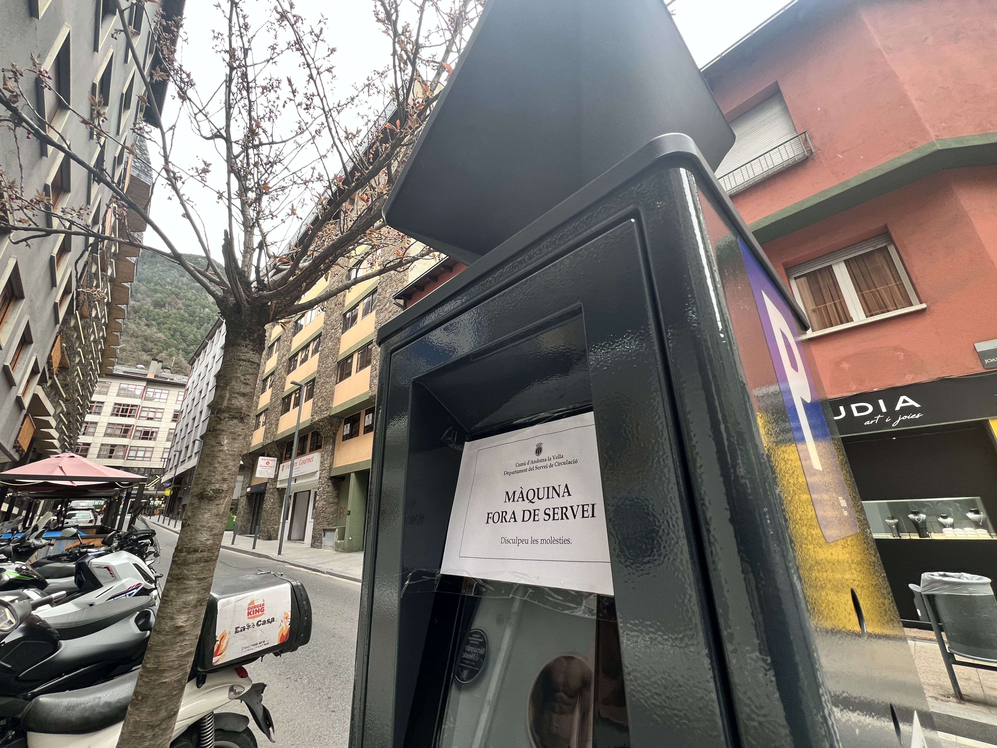 El rètol que indica que la màquina està fora de servei.