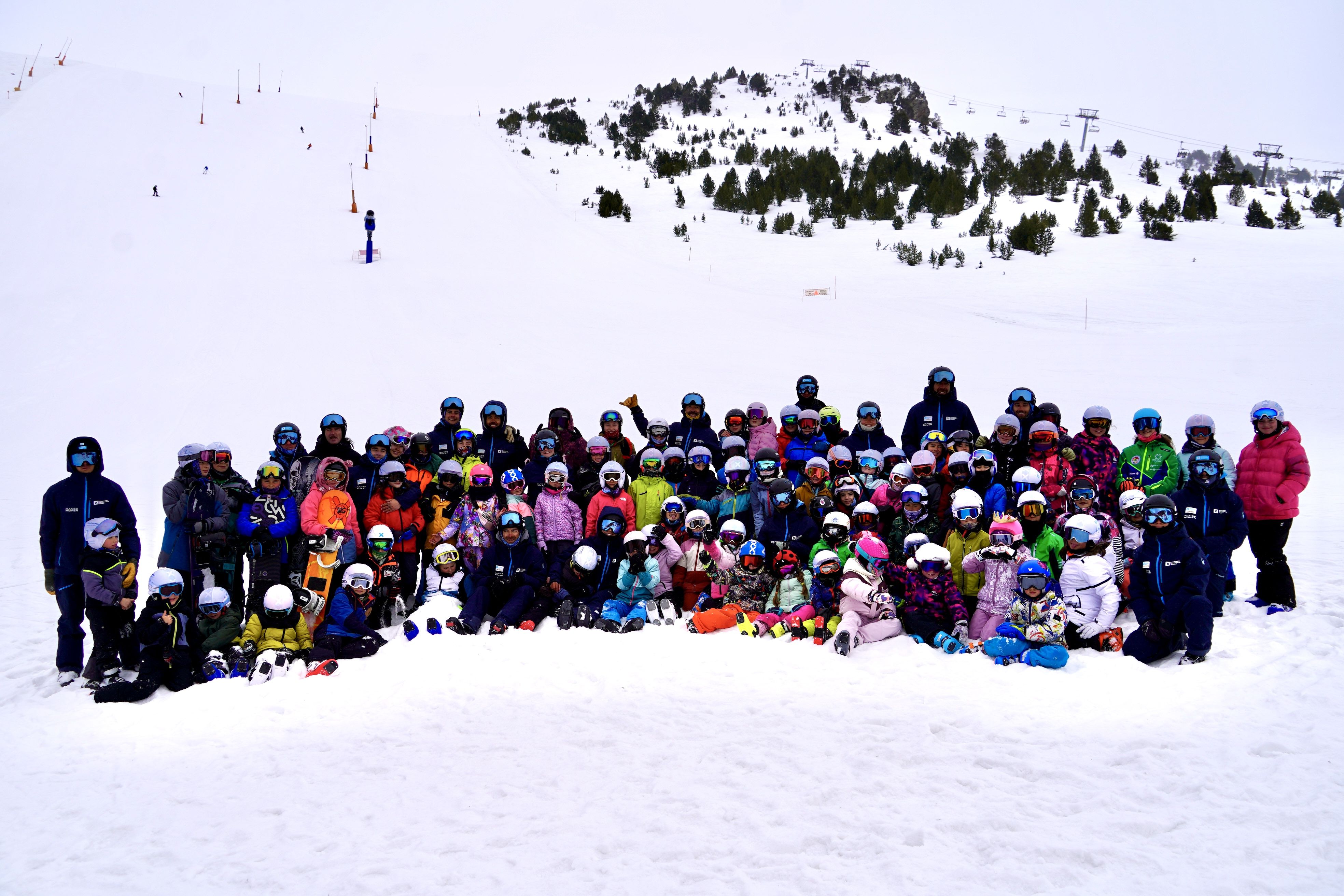L’escola de neu d’Encamp tanca la temporada amb més de 200 infants de 4 a 17 anys.