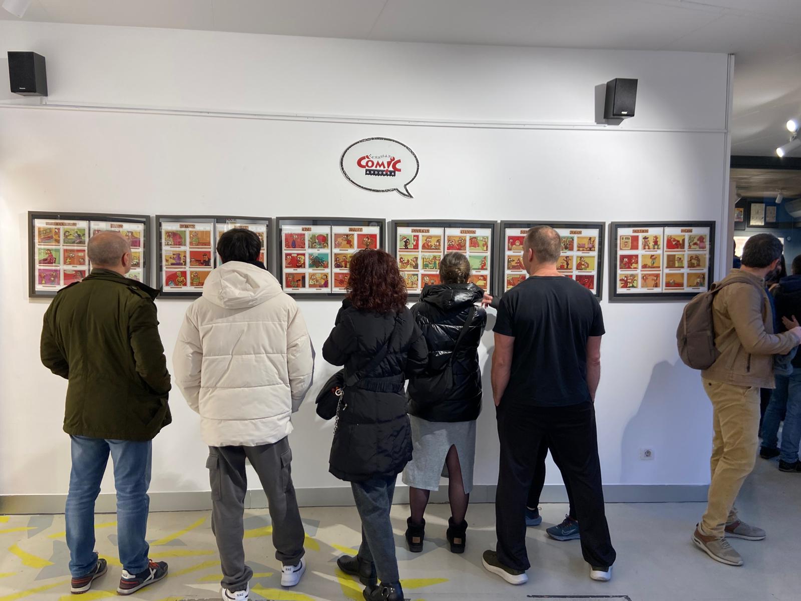 Els visitants han pogut gaudir amb calma de l'ingeni del dibuixant.