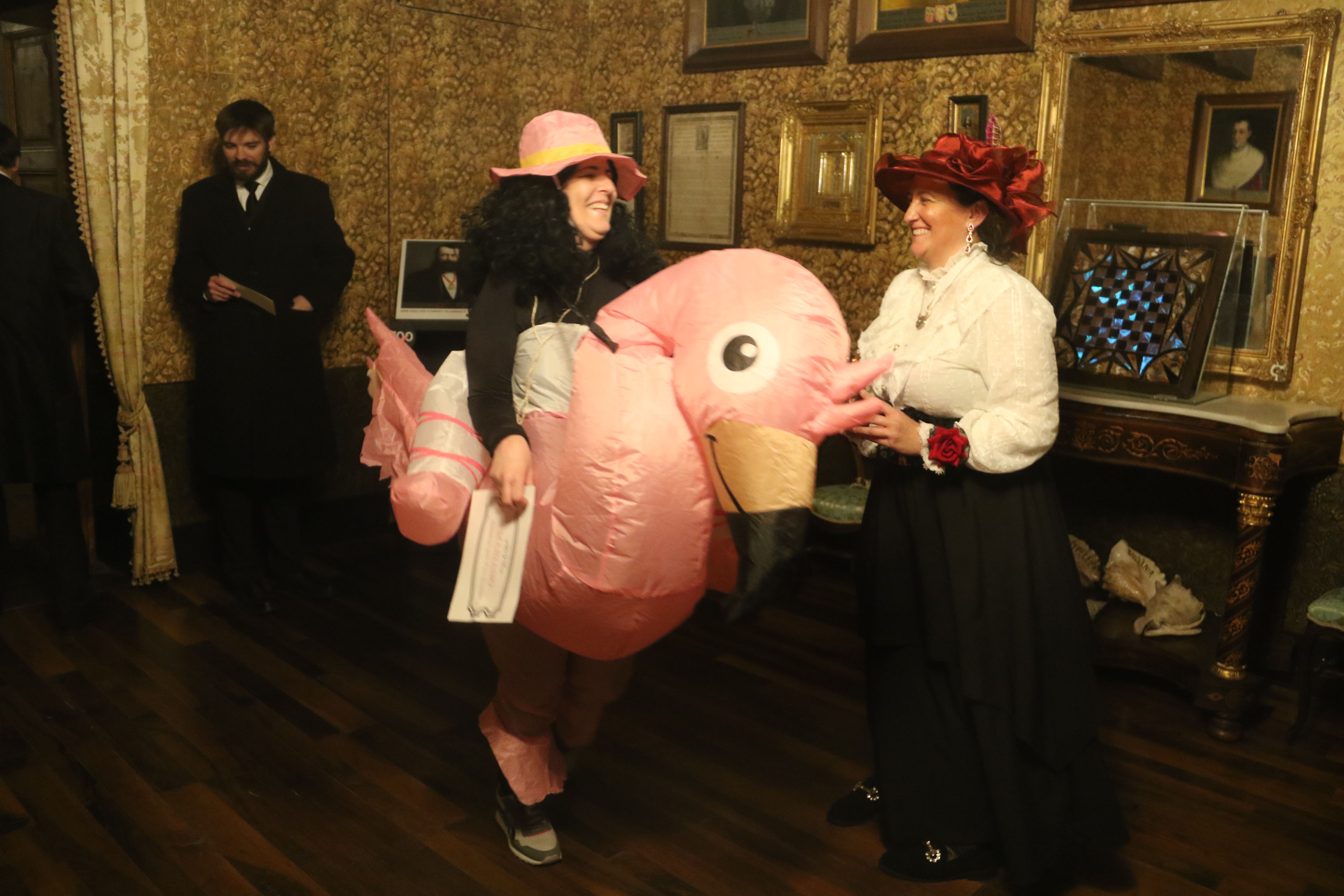 El flamenc Mariano i una de les seves acompanyants. El flamenc Mariano i una de les seves acompanyants.