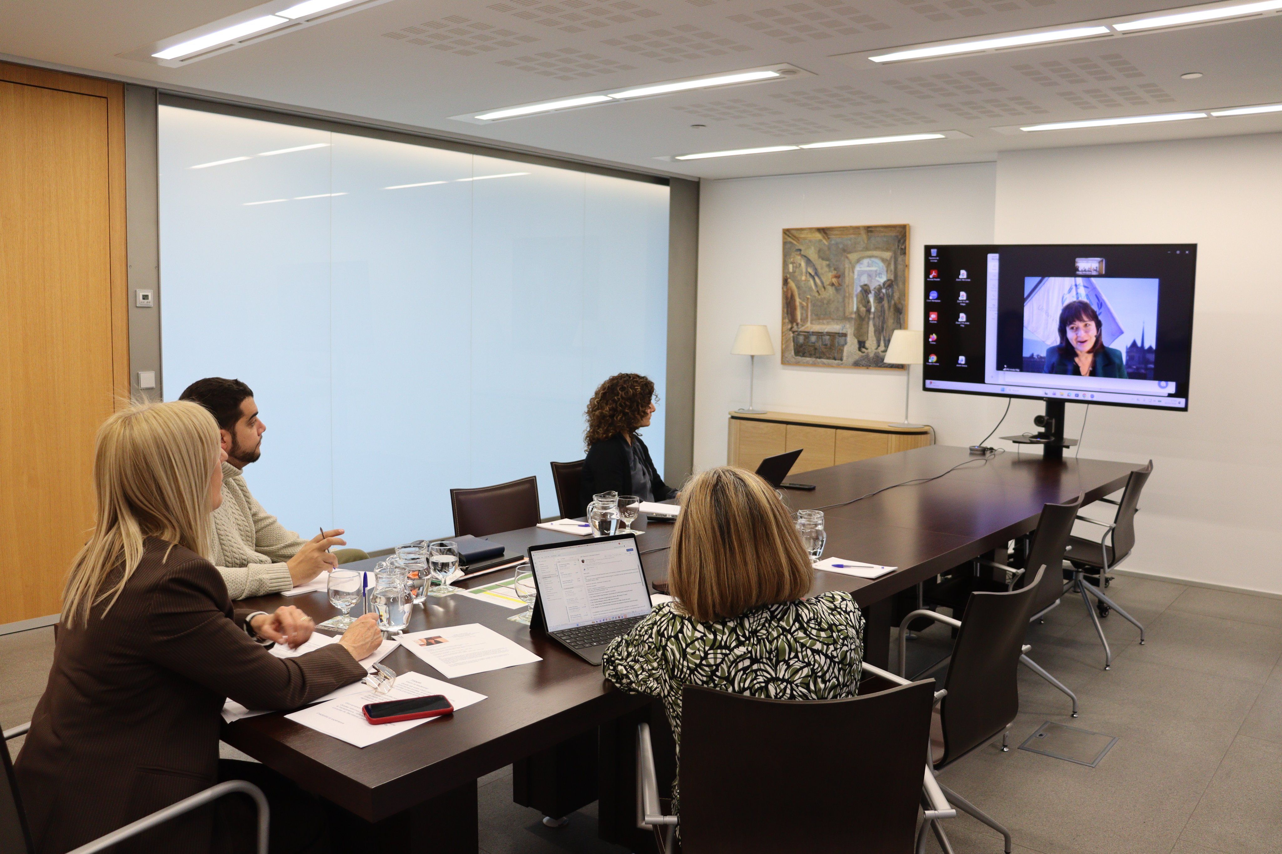 La delegació del Consell General a la Unió Interparlamentària (UIP) s’ha reunit amb tres dels candidats per ocupar el lloc de secretari general de la institució.