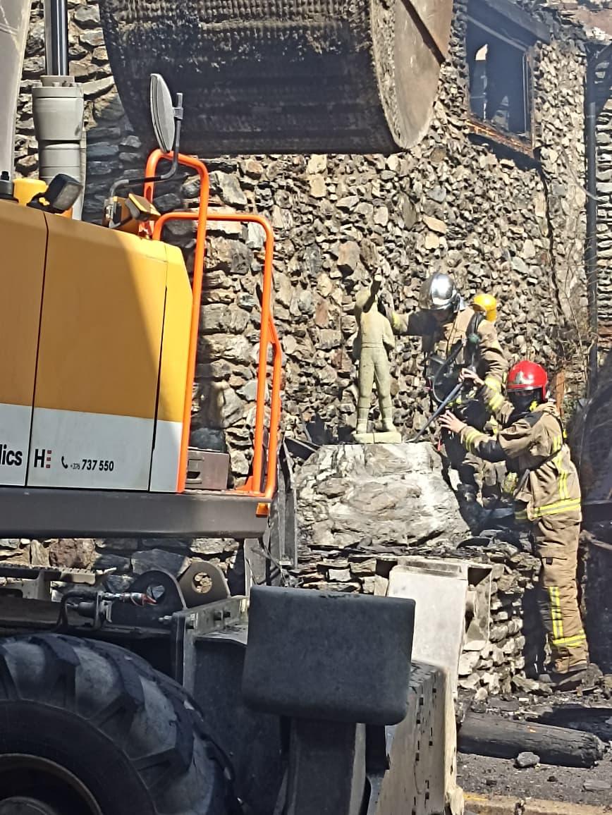 WhatsApp Image 2026 03 30 at 14.43.18 WhatsApp Image 2026 03 30 at 14.43.18