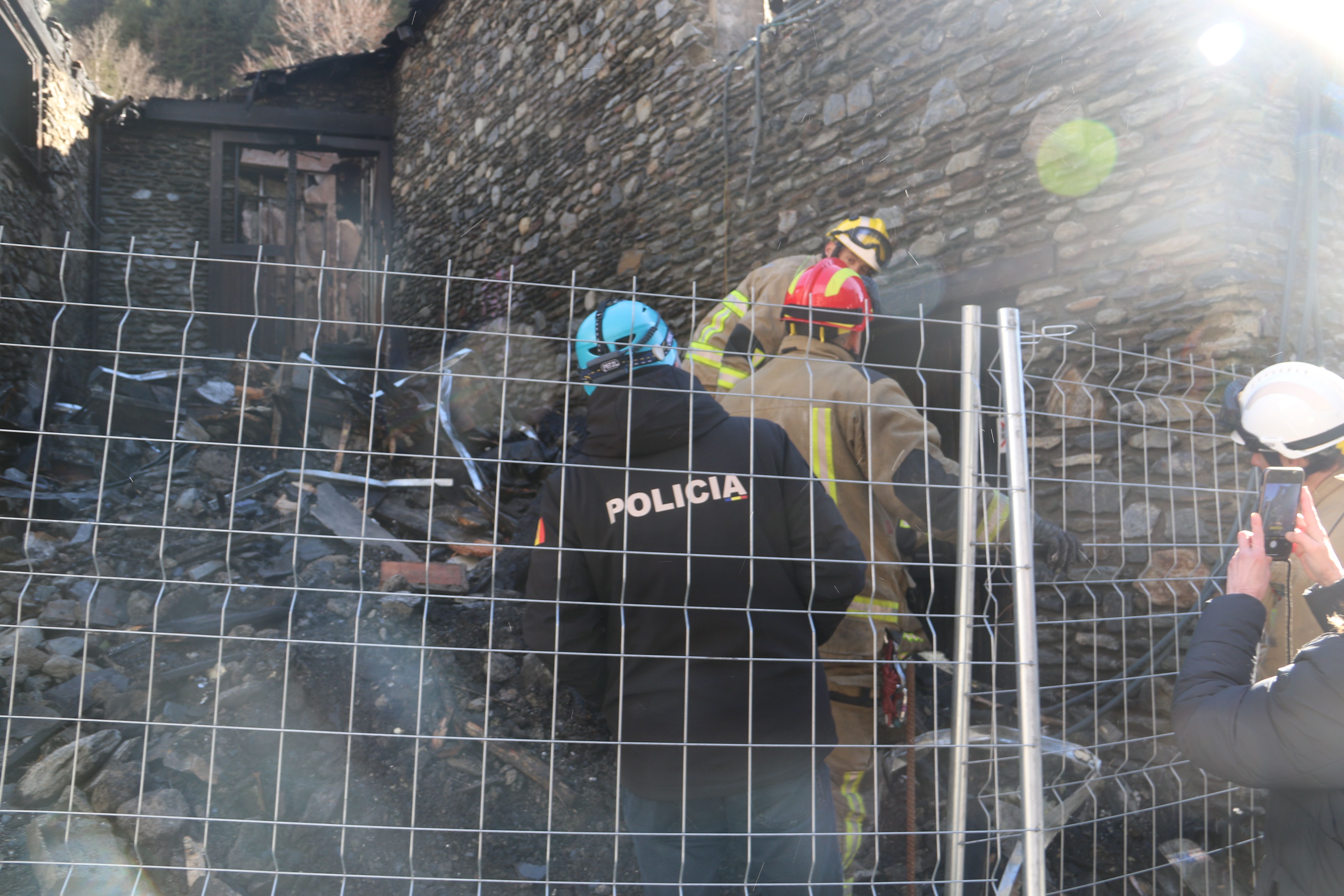 Moments previs a l'entrada a la sala.