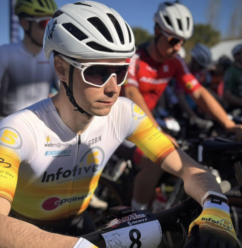 Oriol Pi, corredor de l’equip InfoFive, ha aconseguit entrar dins del top-10 a la VolCAT.