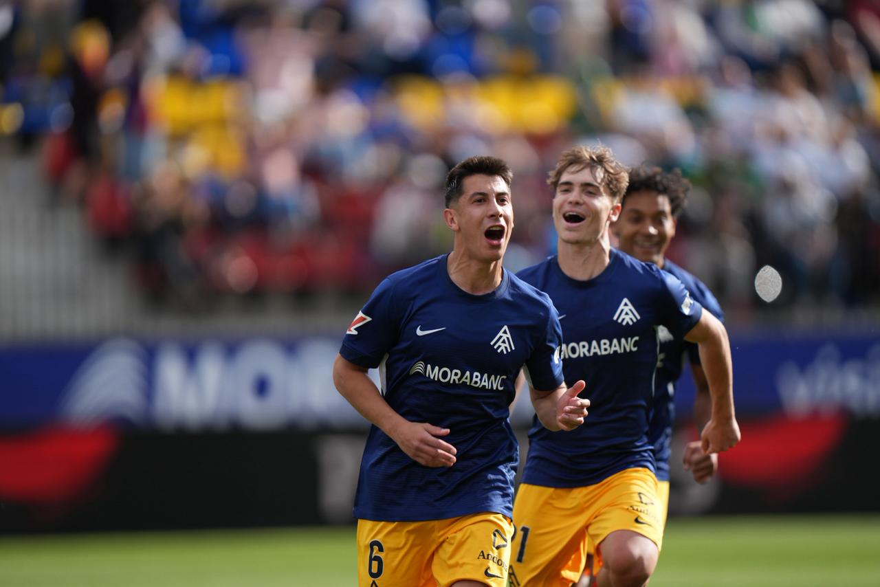 Villahermosa ha certificat el triomf des del punt de penal.