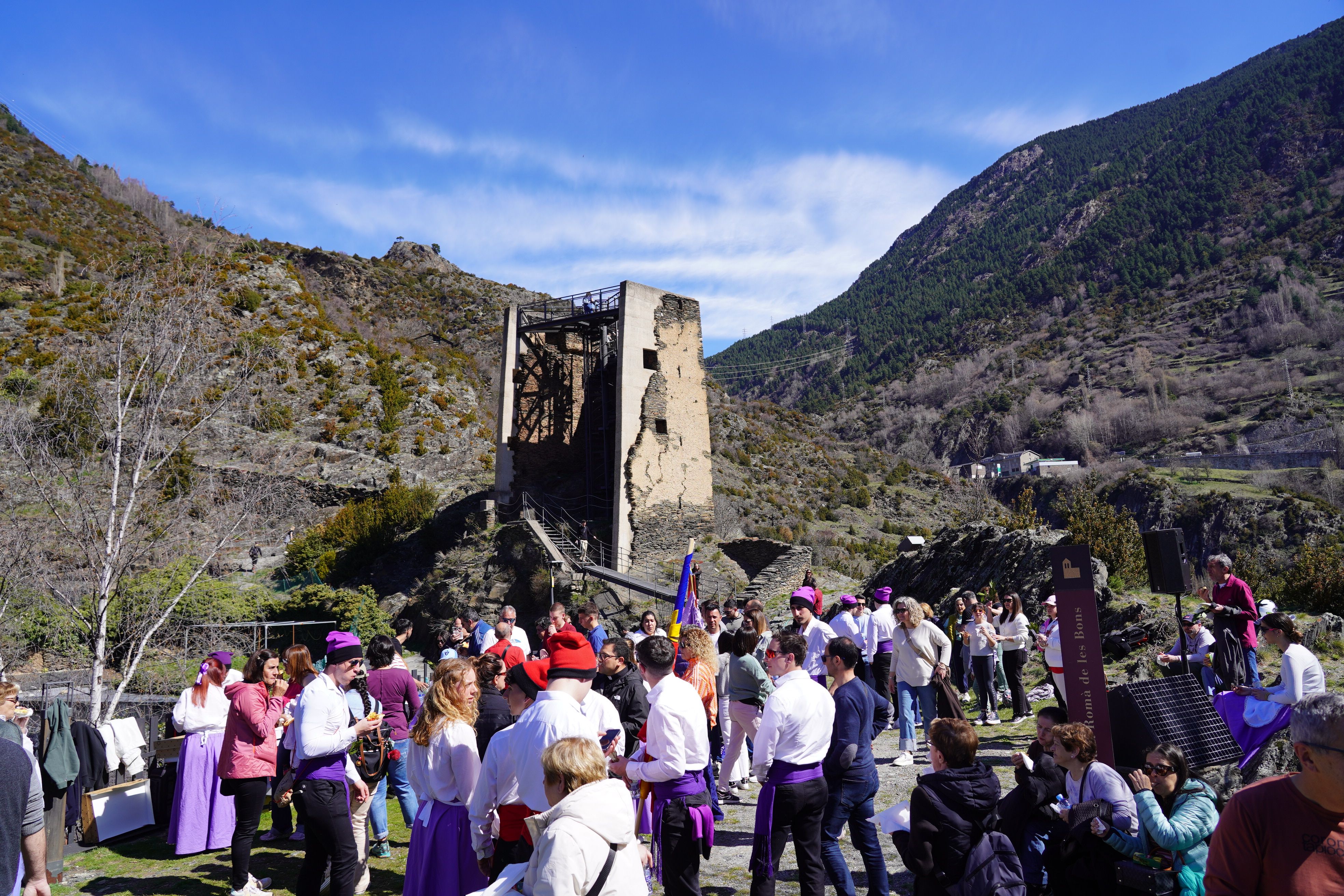 El conjunt de Sant Romà, ple de bat a bat.