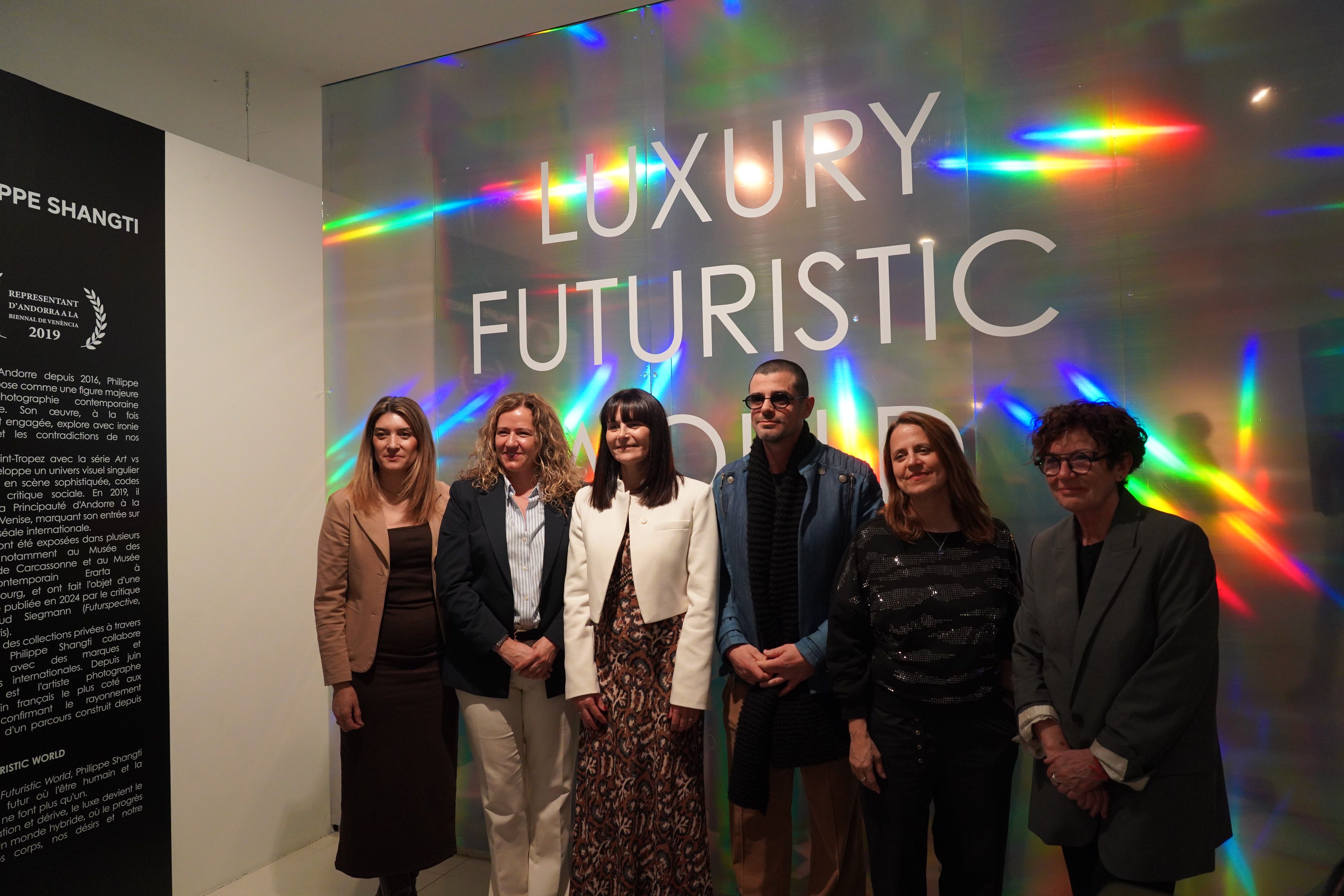 Les diferents autoritats presents en la inauguració.