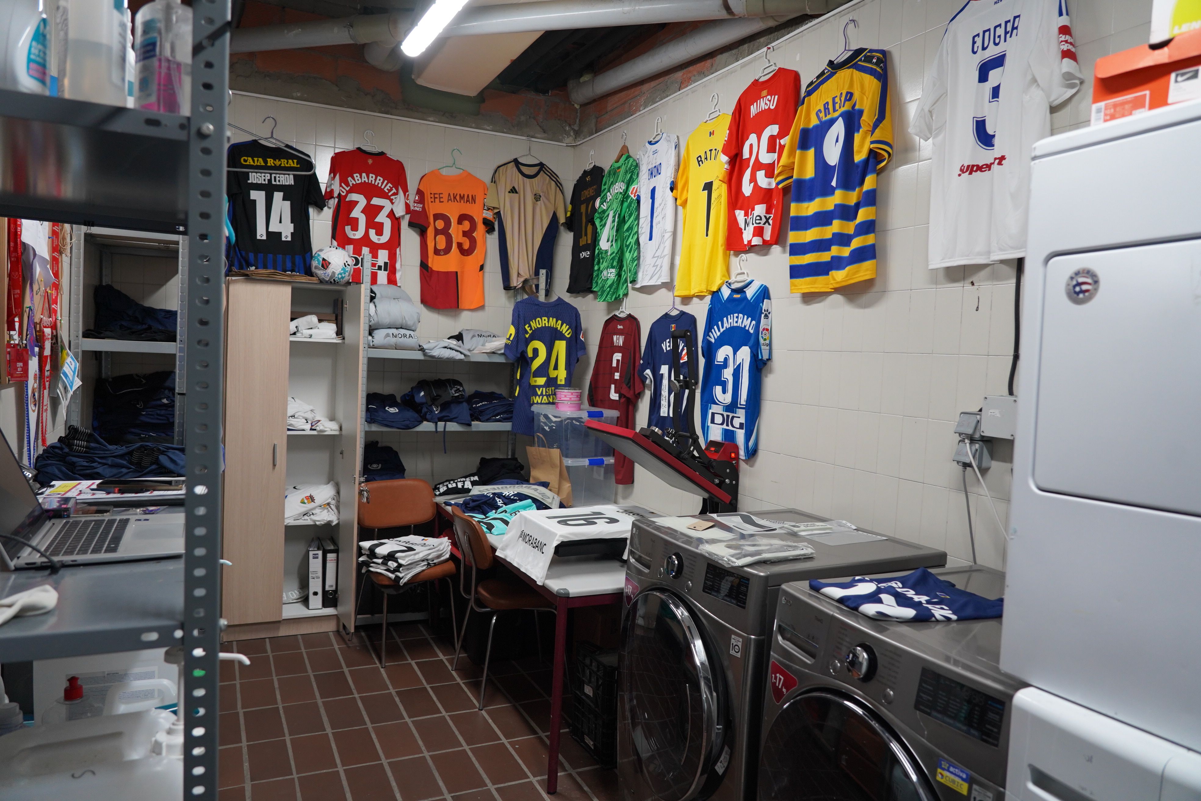 La sala de la bugaderia. La sala de la bugaderia.