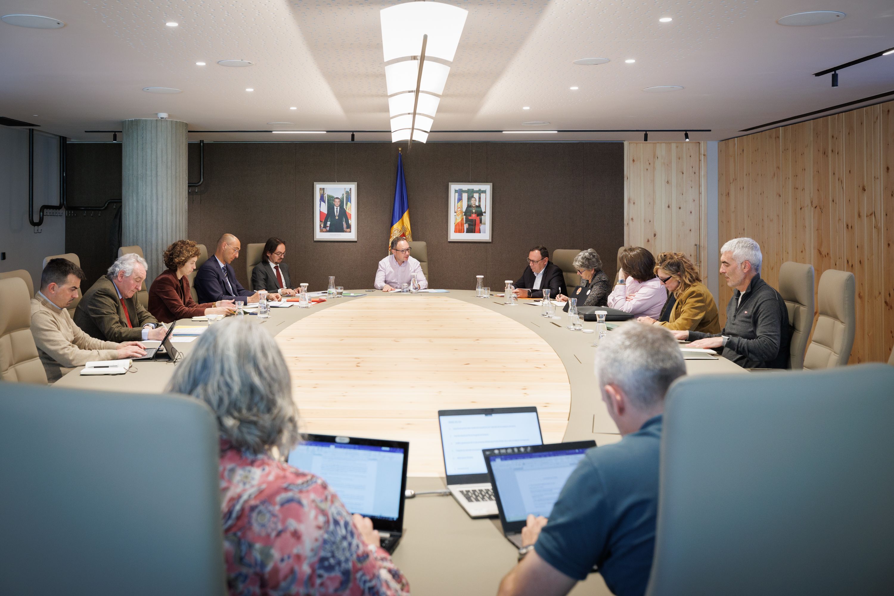 Una imatge de grup de la trobada, amb Jaume Bartumeu el segon per l'esquerra. Una imatge de grup de la trobada, amb Jaume Bartumeu el segon per l'esquerra.