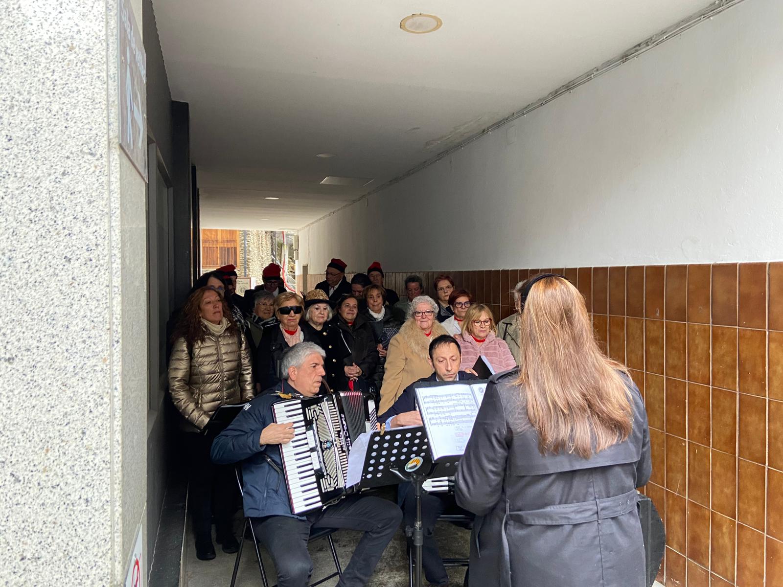 Sota el túnel del tanatori ha millorat el so. 