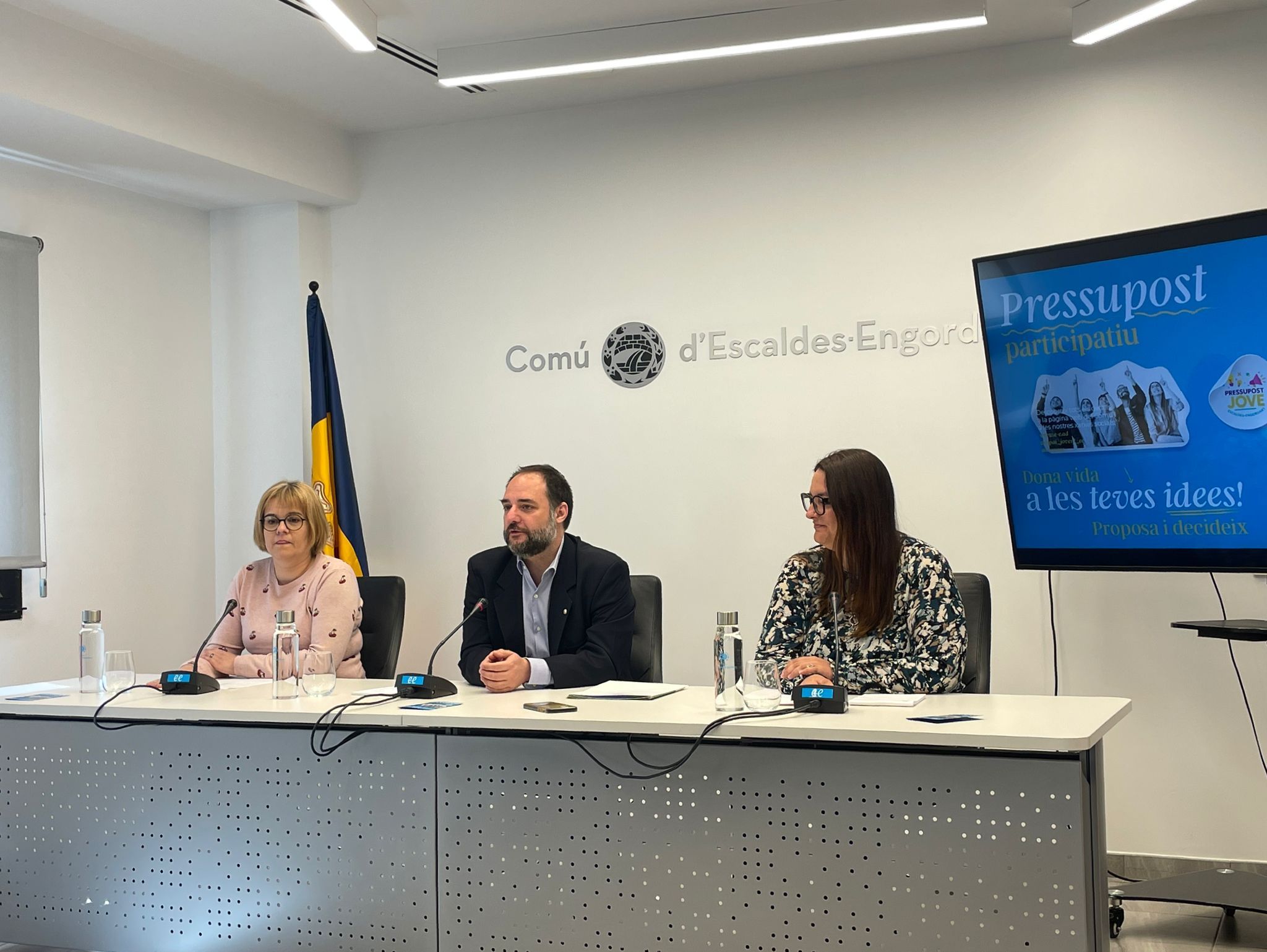 Belén Ibáñez, Ramon Tena i Natàlia Torralba.