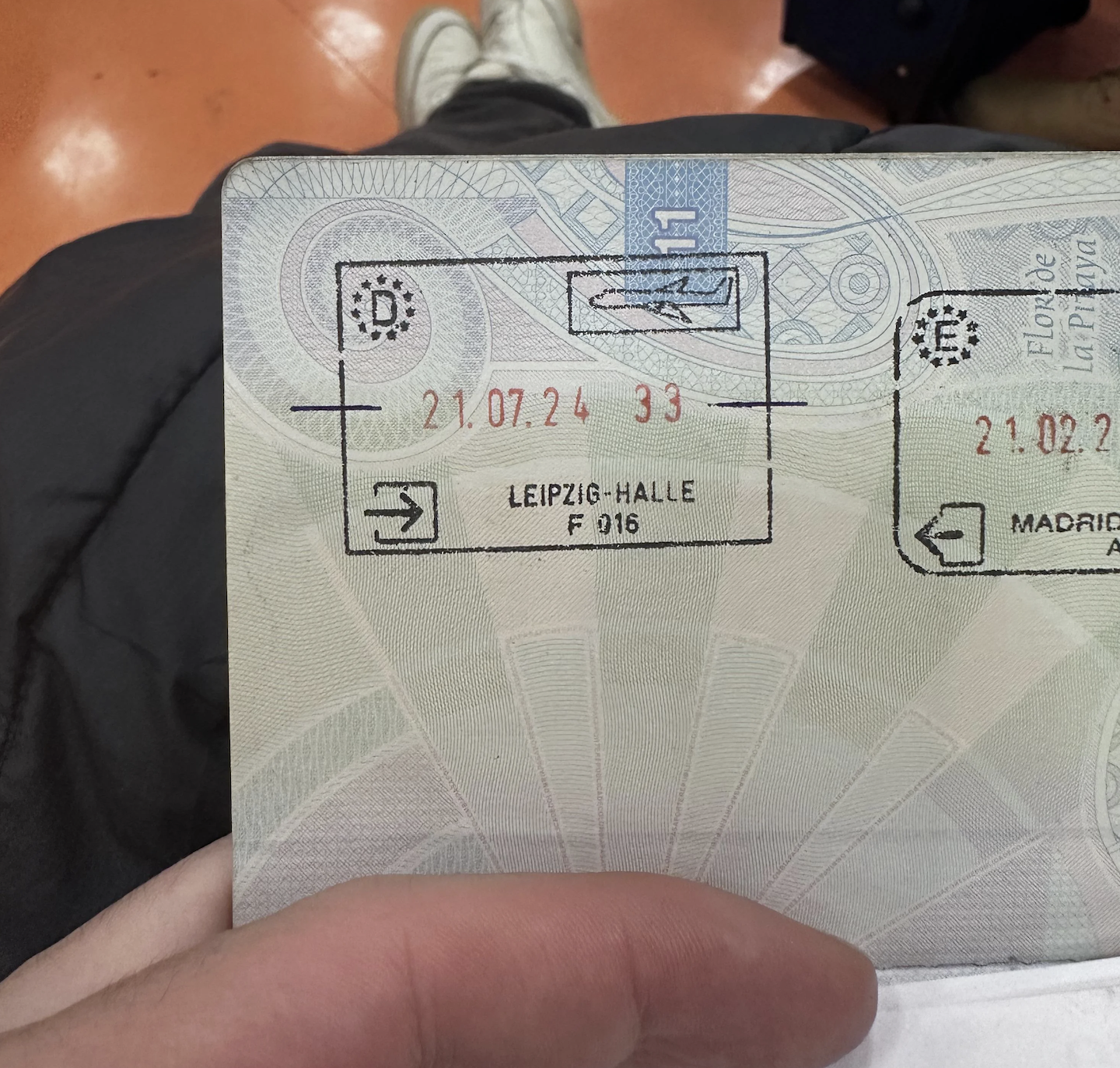 Timbres en un passaport.